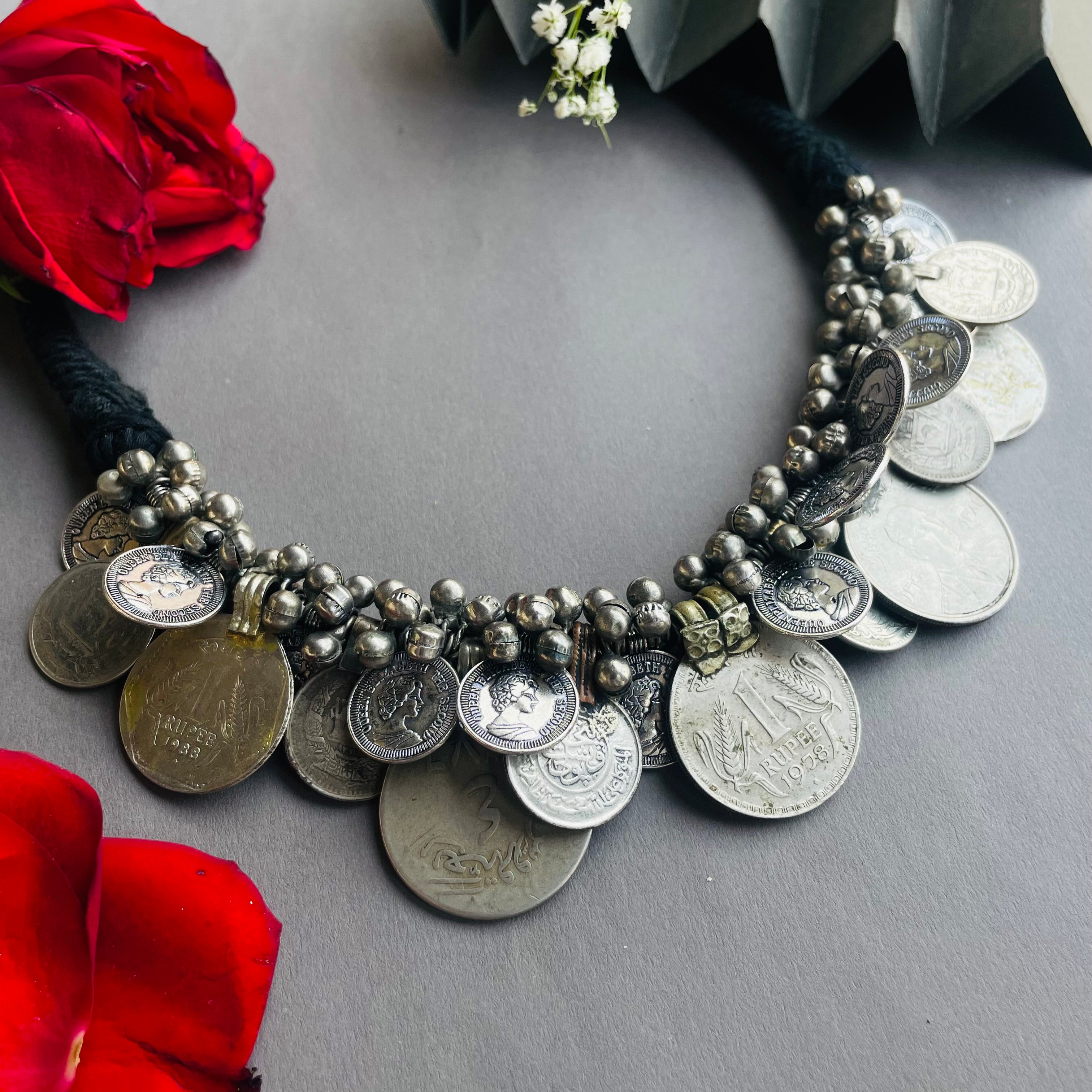 Inara Blasie neckpiece 