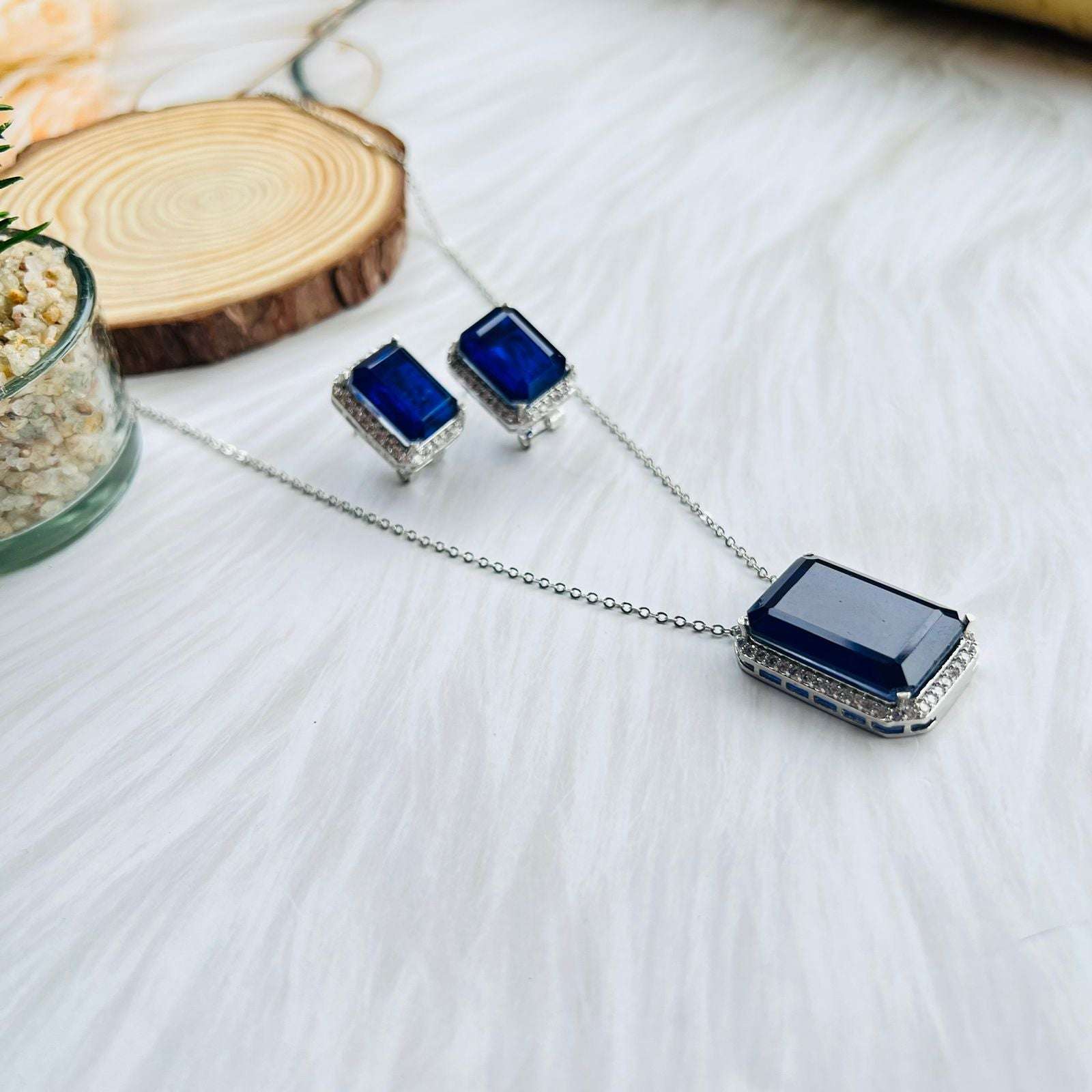 Doublet Stone Neckpiece