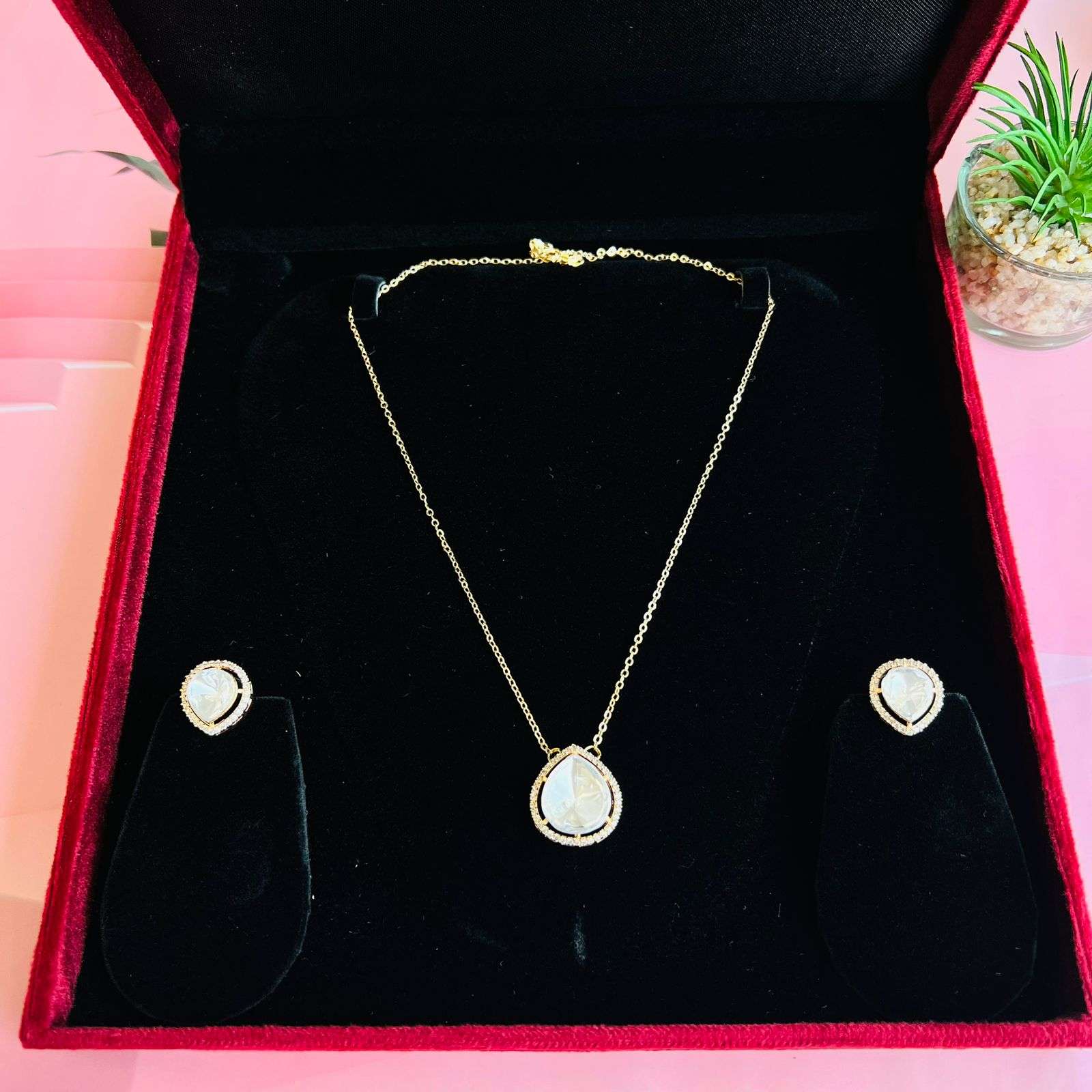 polki chain neckpiece