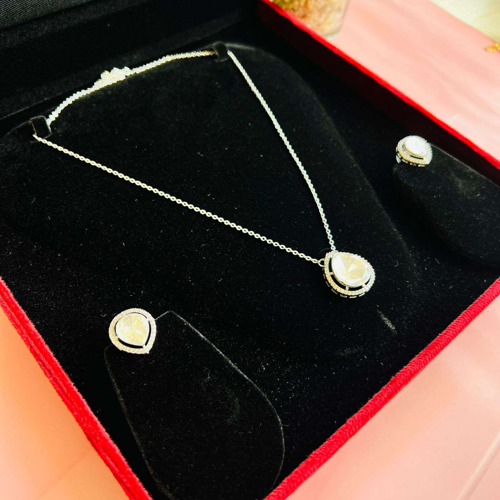 polki chain neckpiece