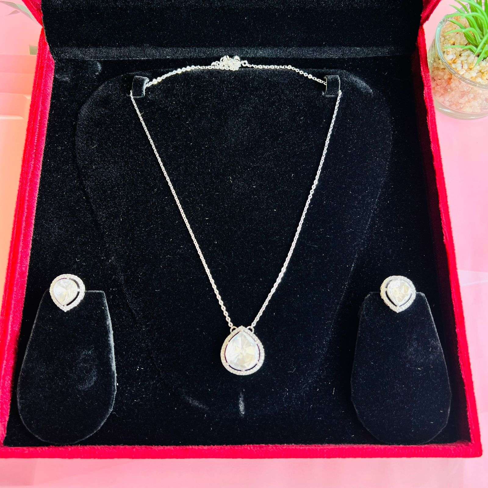 polki chain neckpiece