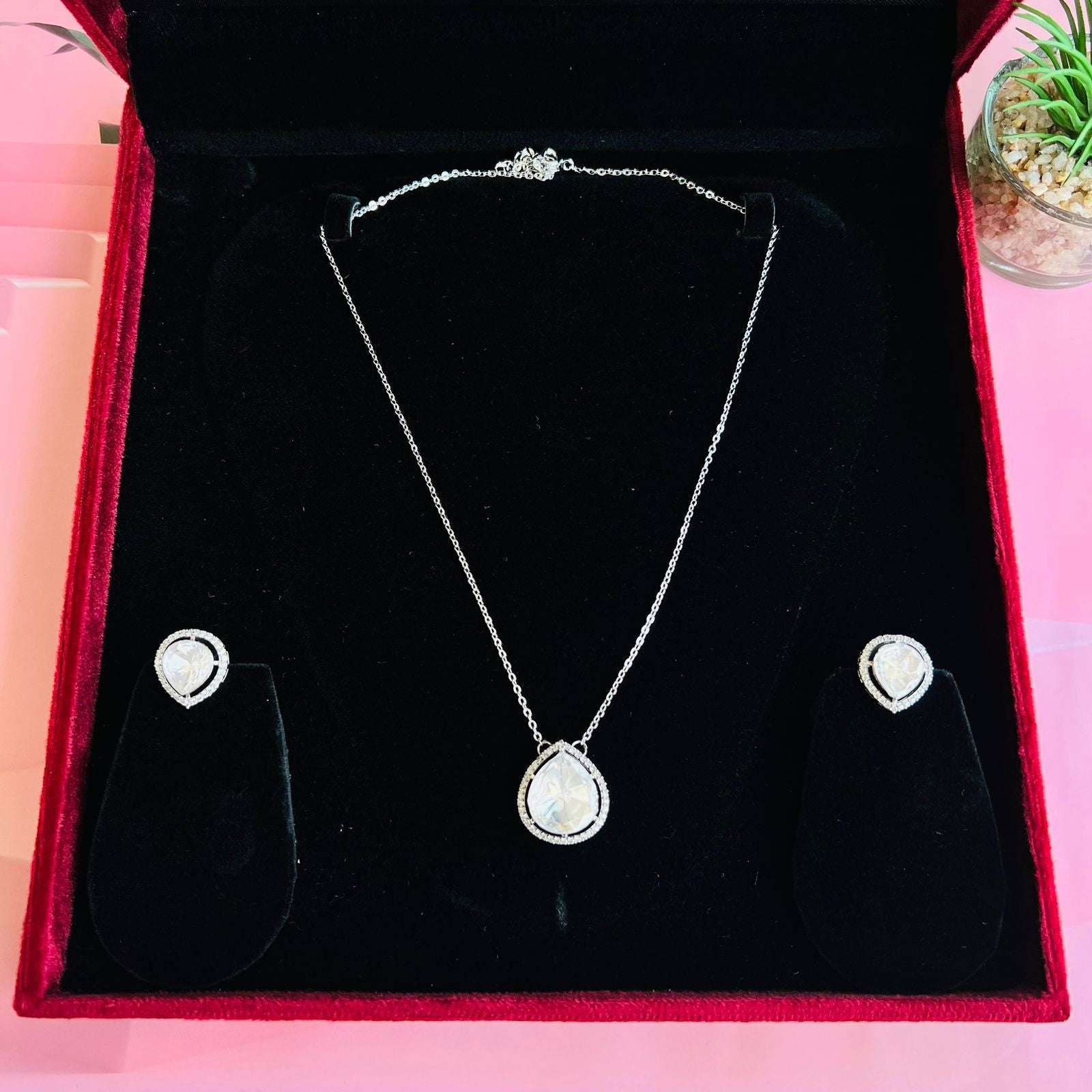 polki chain neckpiece