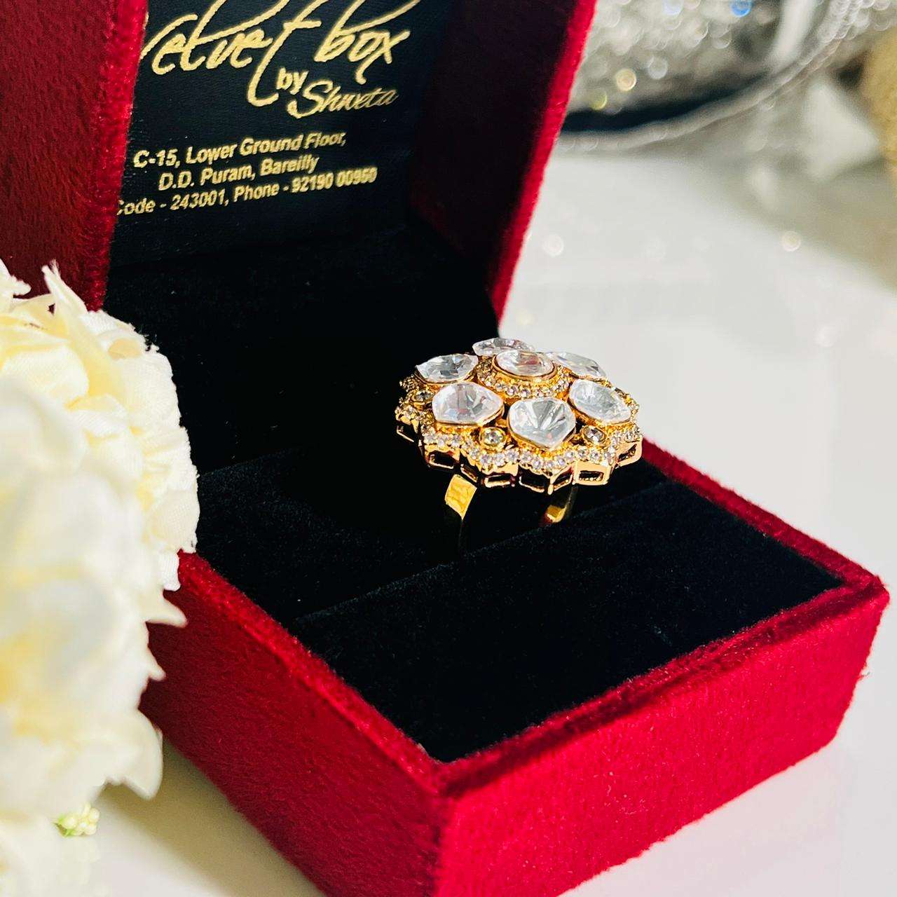 Nayaab rosie ring