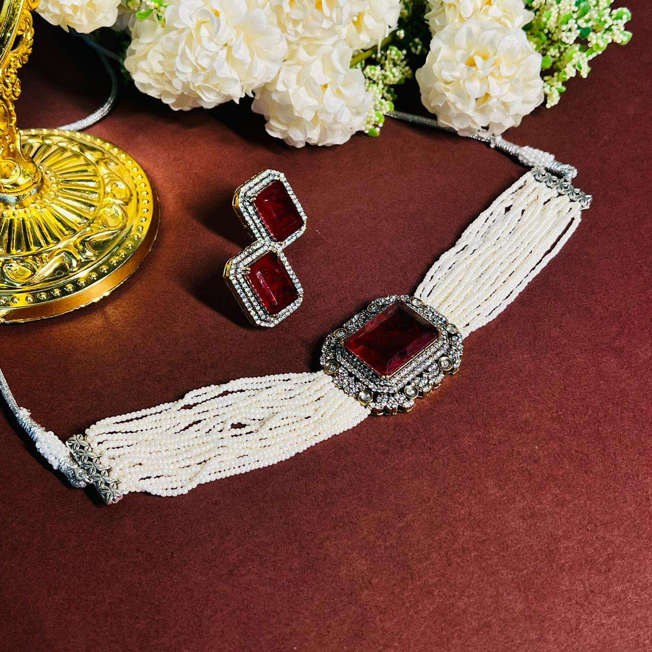 Nayaab heer choker