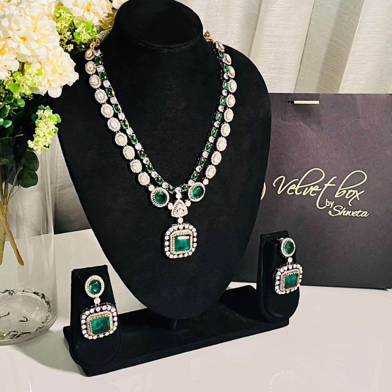 Nayaab Heer neckpiece velvet box by shweta