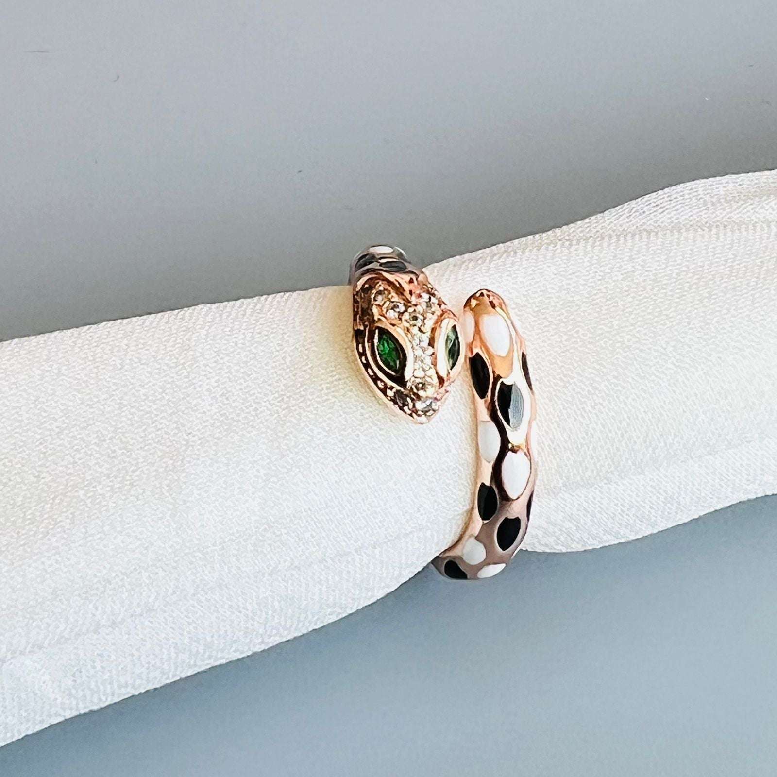 Layla ring 1209