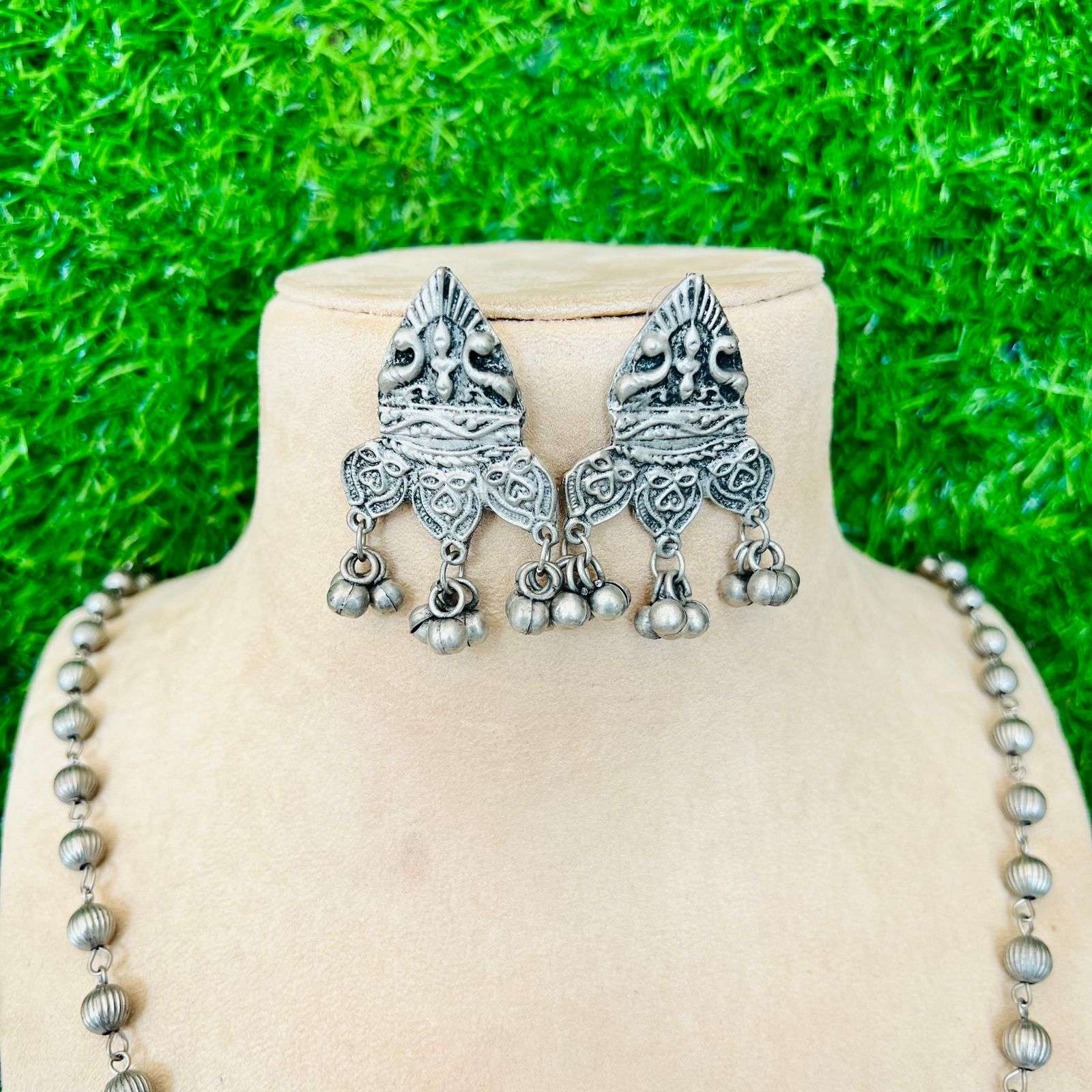 Oxidized Josie long Neckpiece Velvet box by Shweta