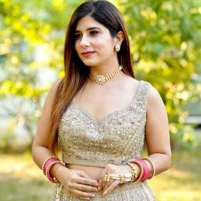 Nayaab Hina polki choker