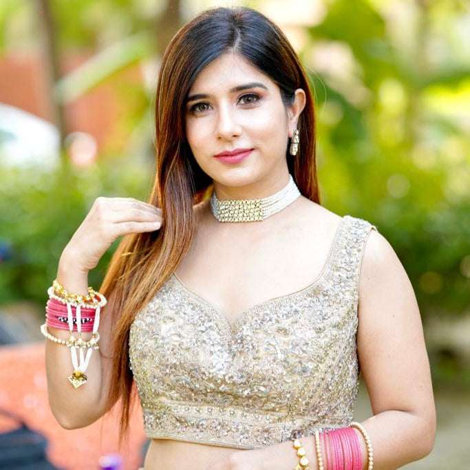 Nayaab Aliya polki Choker