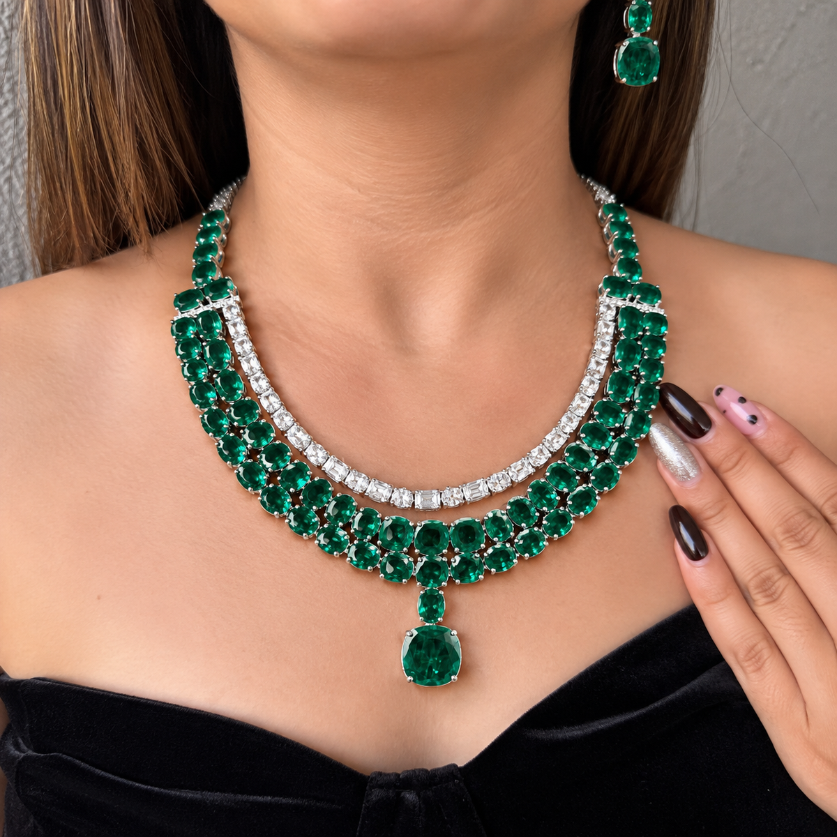 Ad Amaira Neckpiece