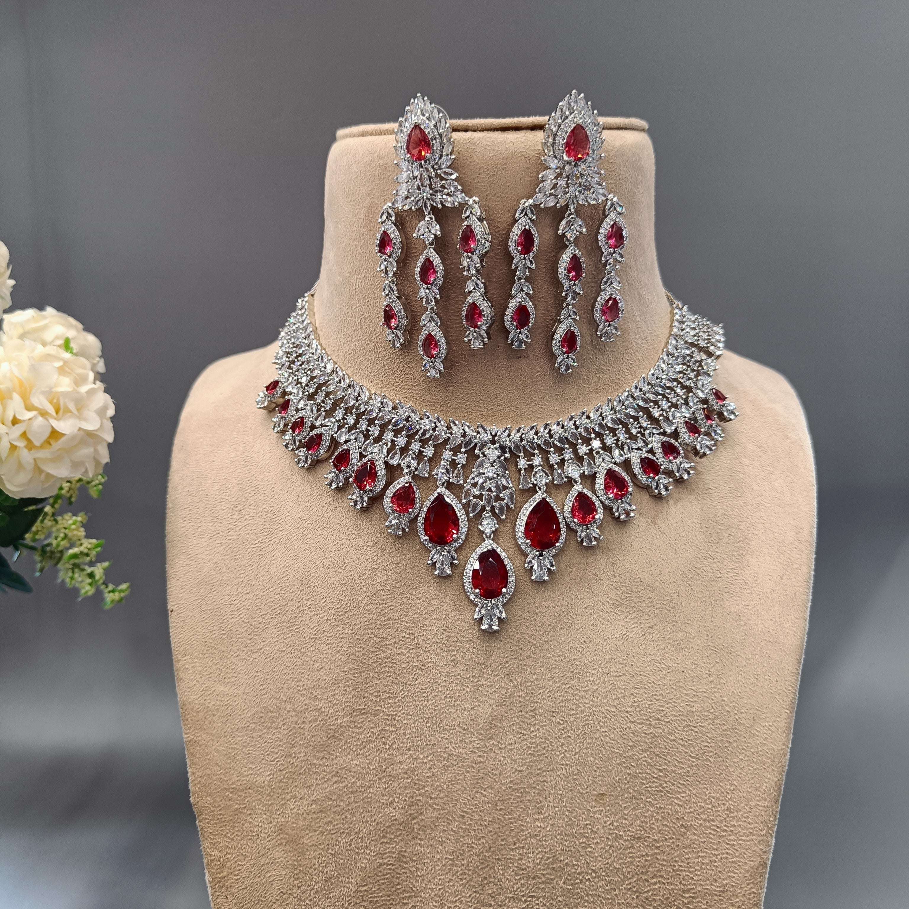 AD kritika Neckpiece