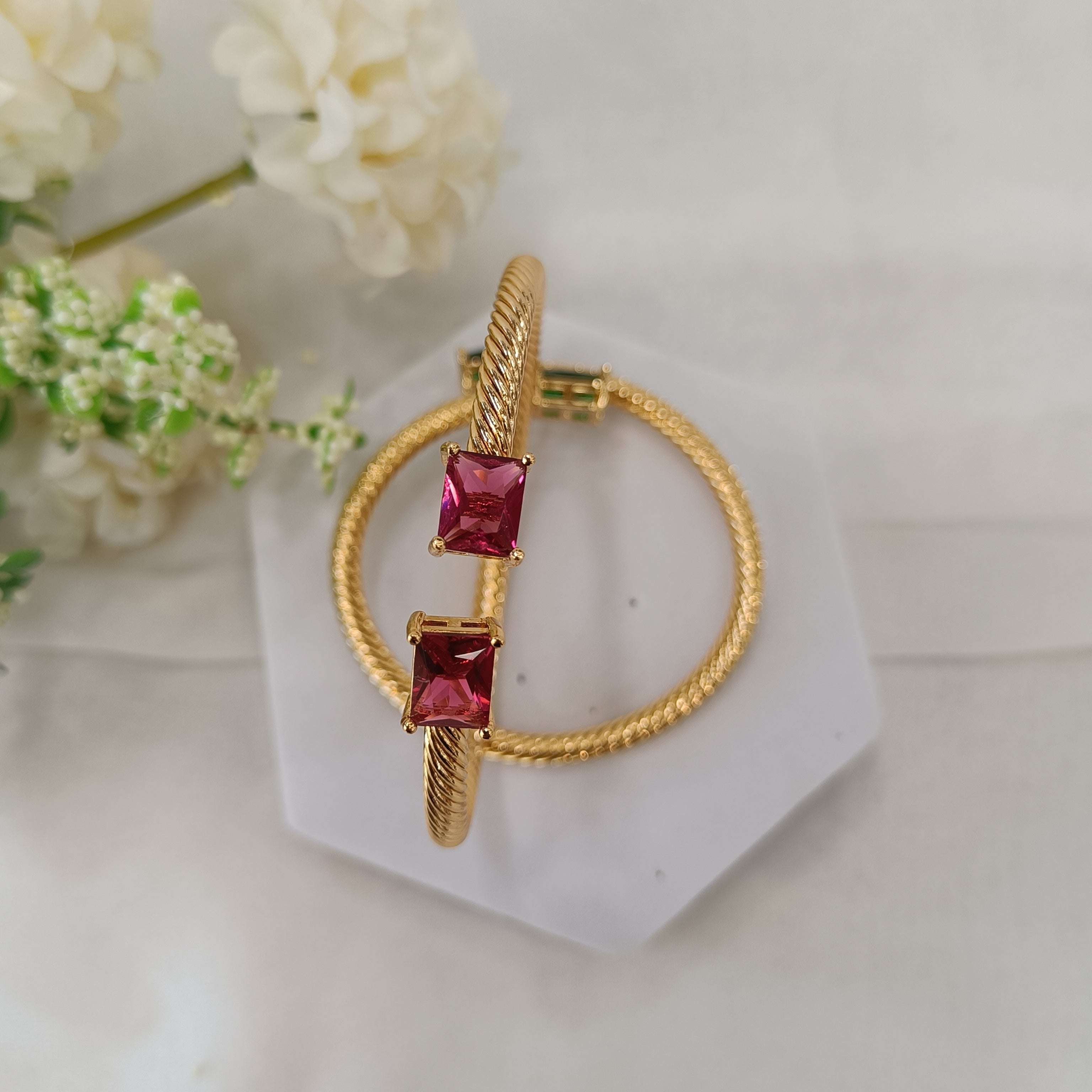 layla bracelet 1002