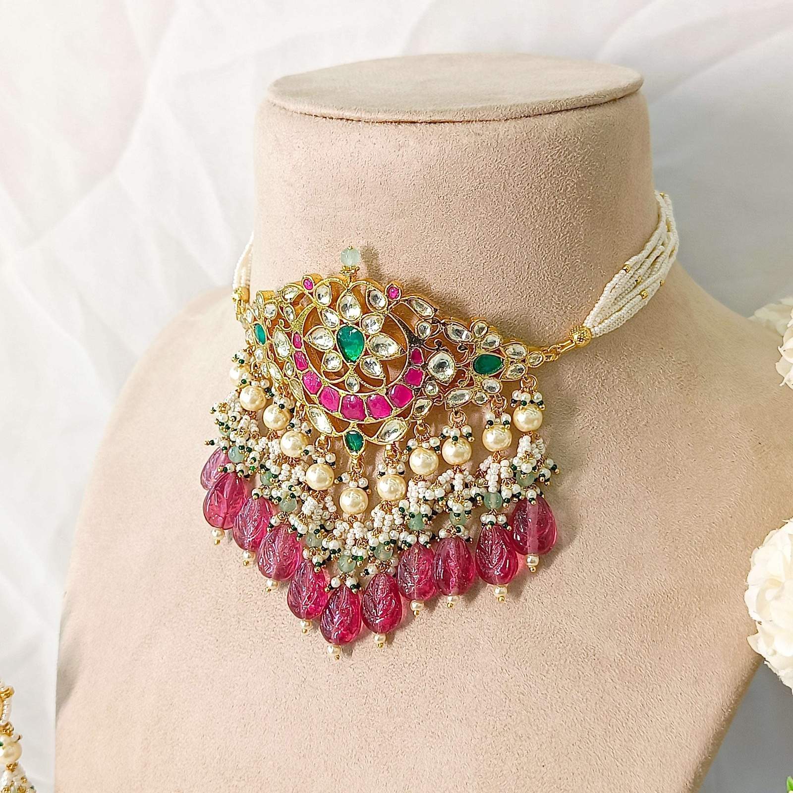 Nayaab Sulekha Polki choker