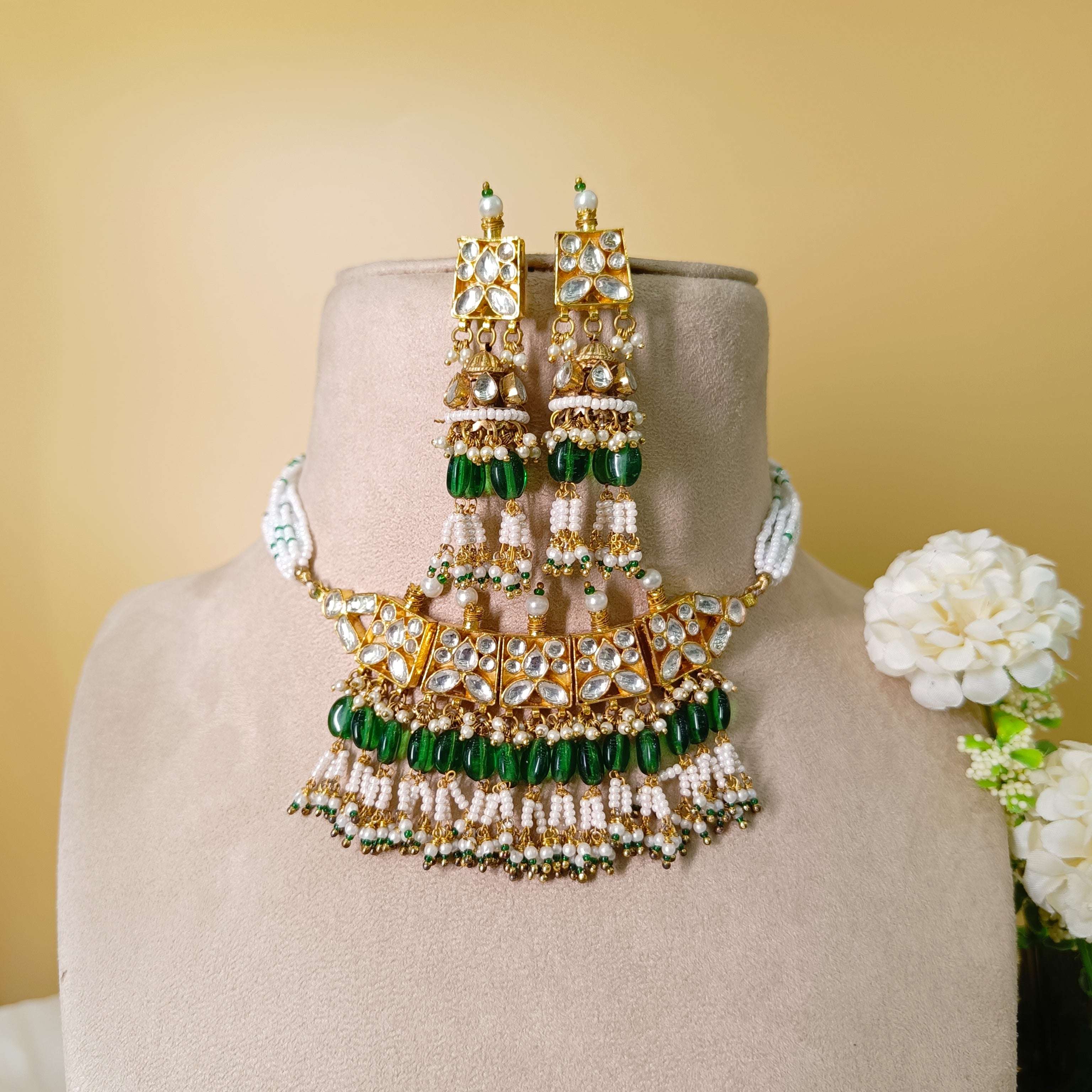 Nayaab Anamika Polki Choker