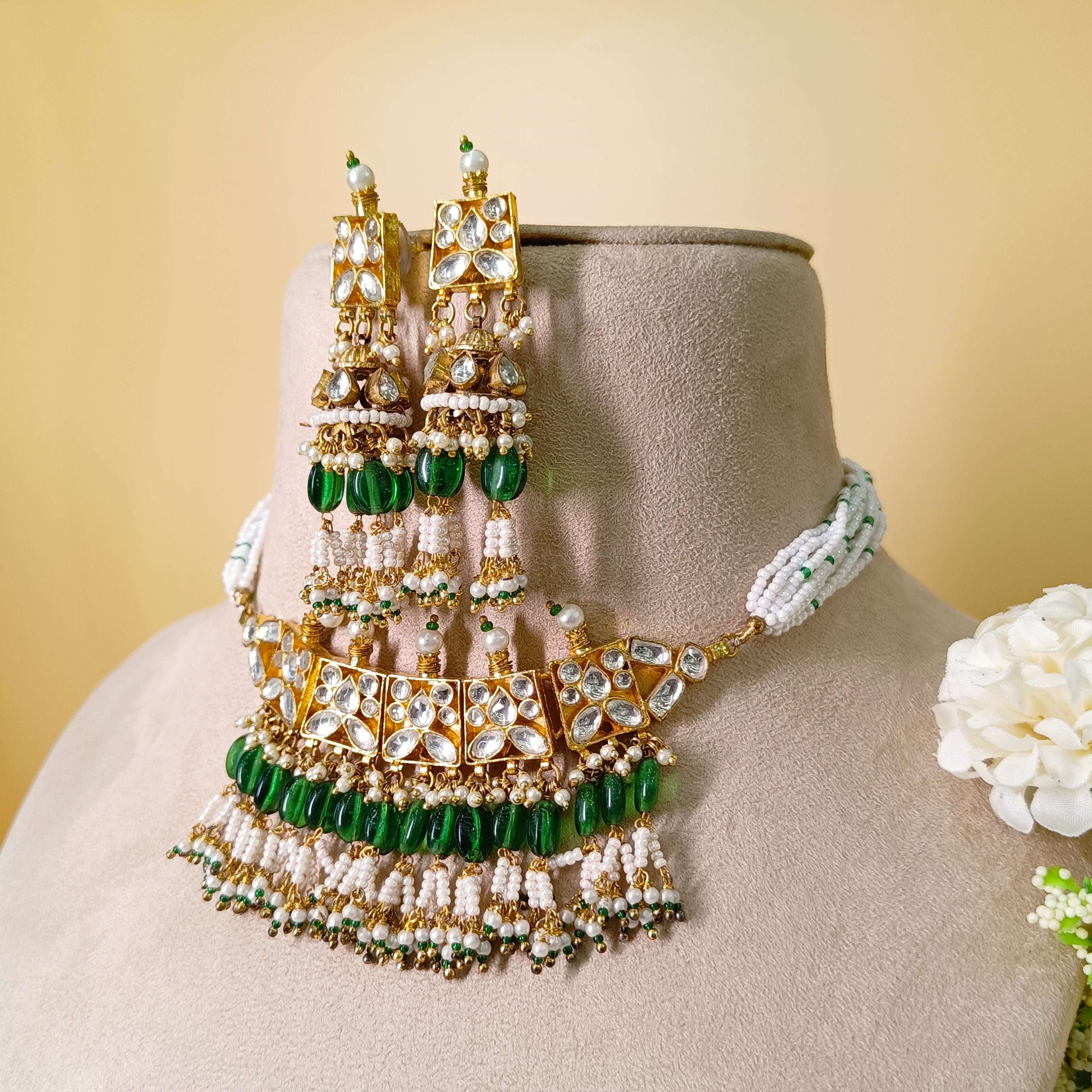 Nayaab Anamika Polki Choker