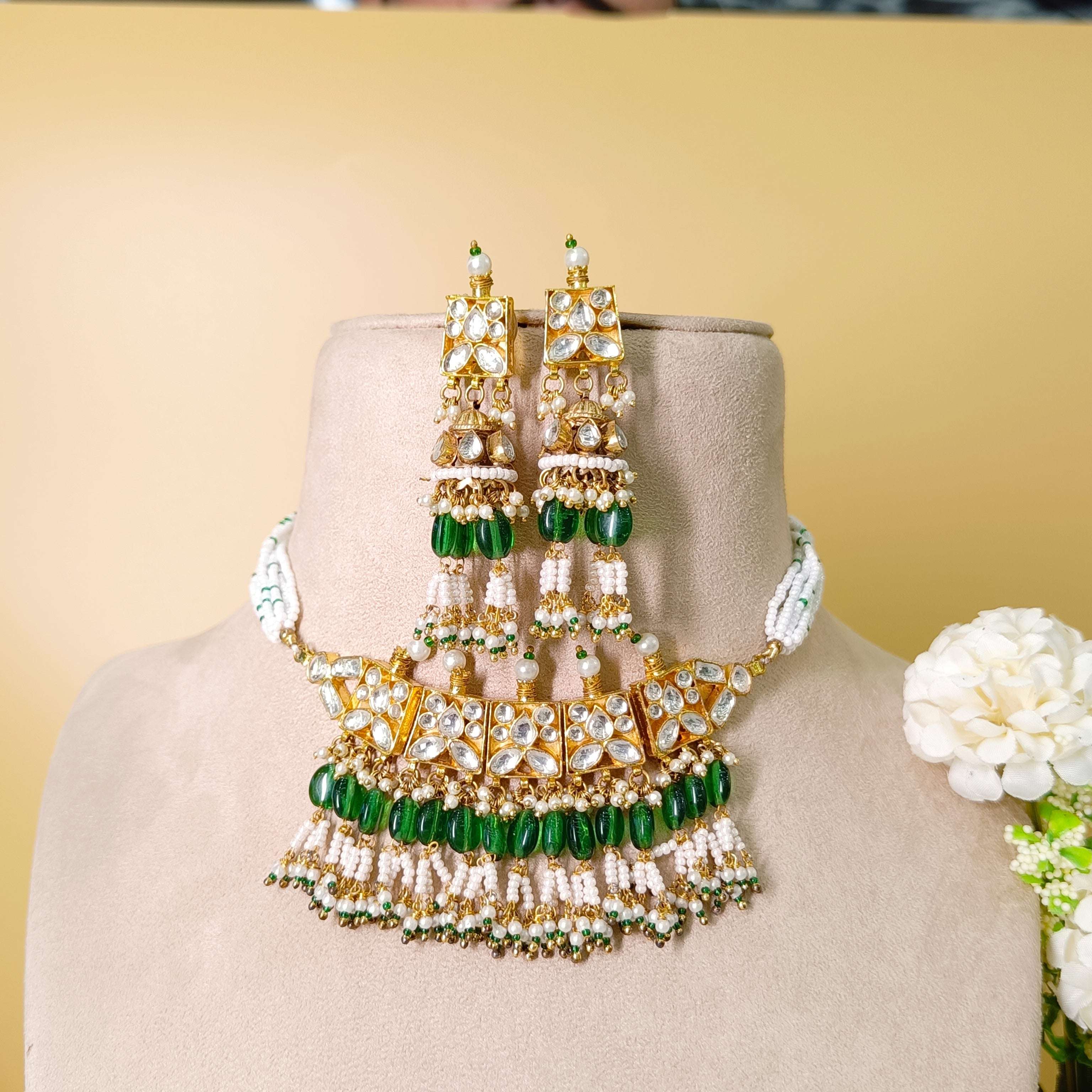 Nayaab Anamika Polki Choker