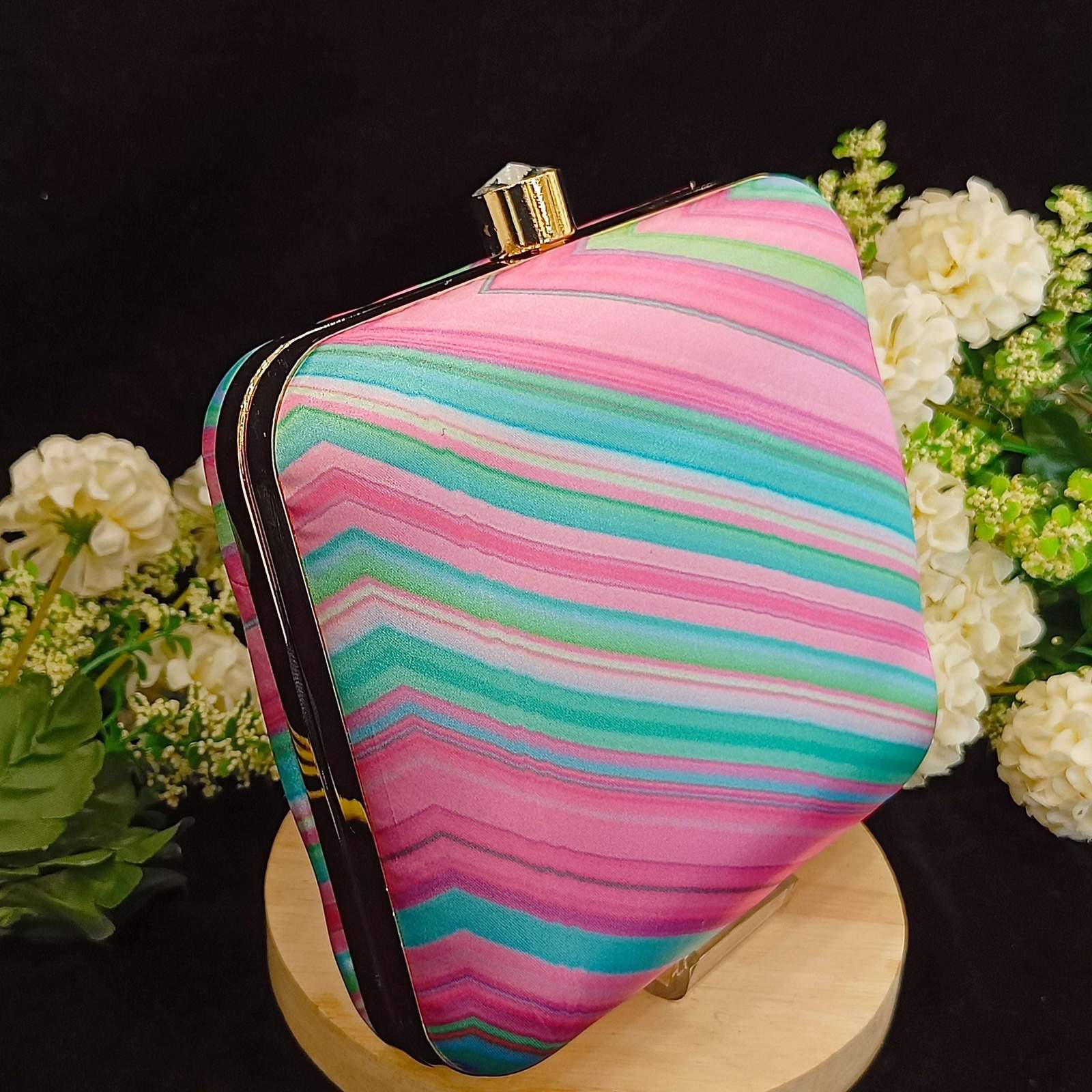 Vs Barbie clutch 120