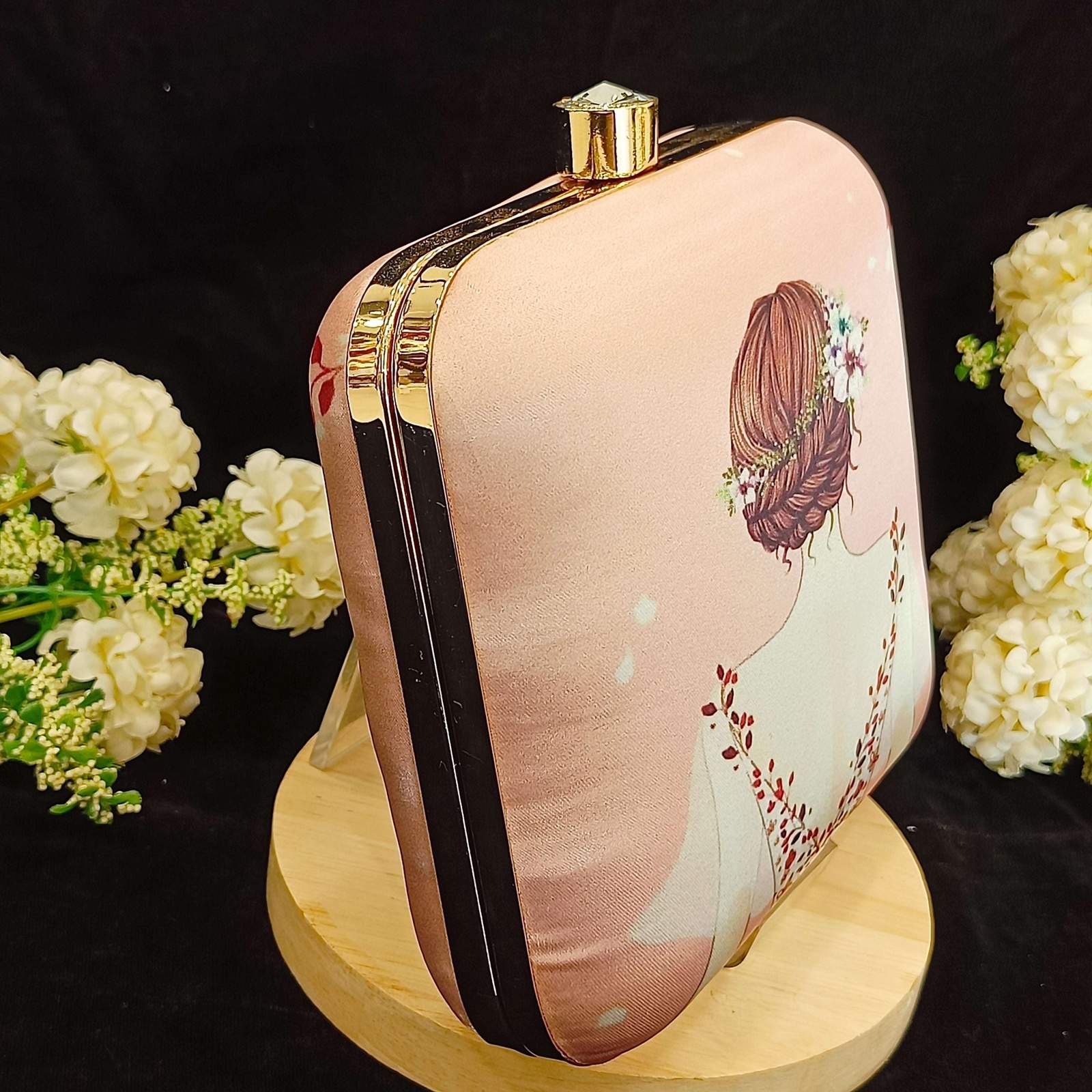 Vs Barbie clutch 122