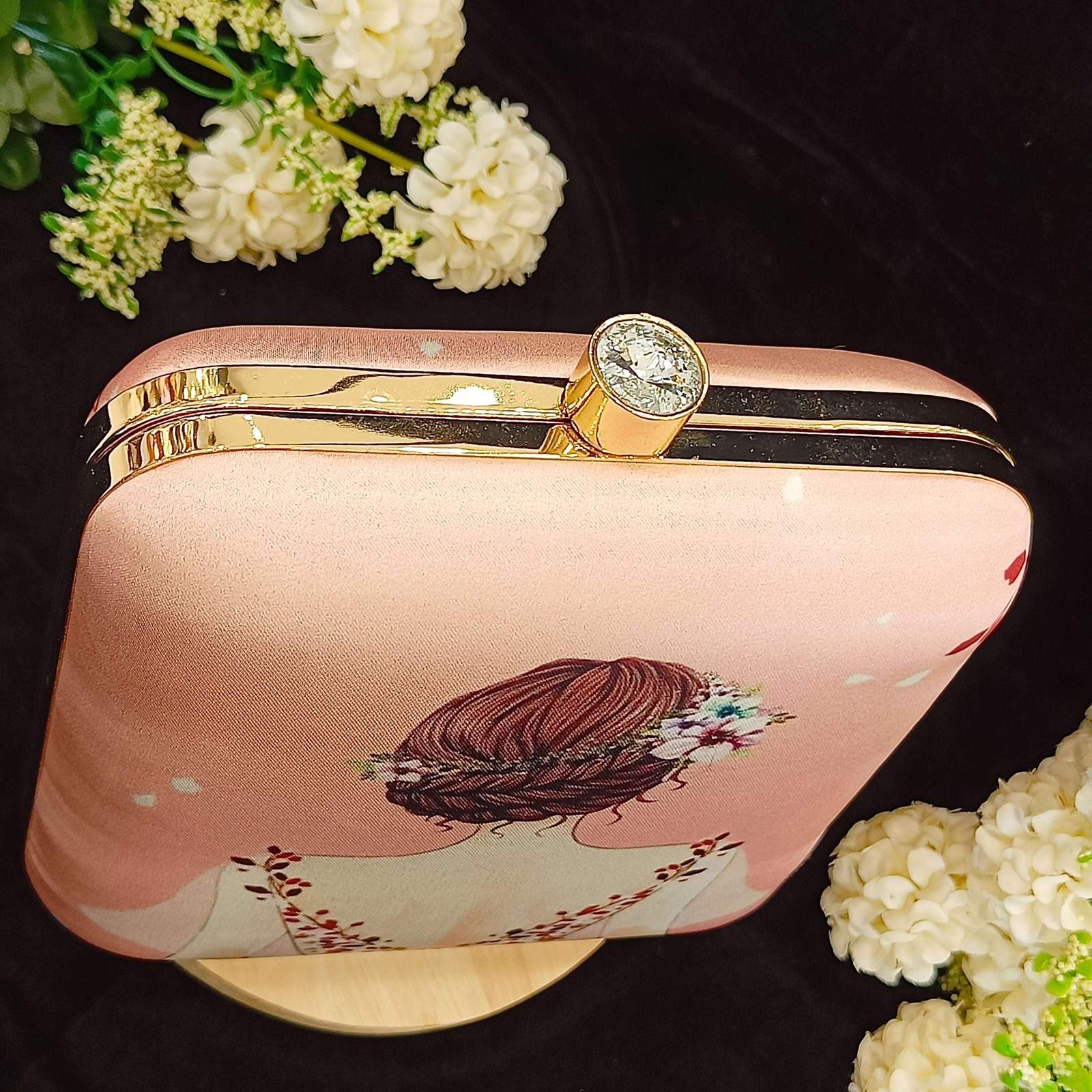 Vs Barbie clutch 122