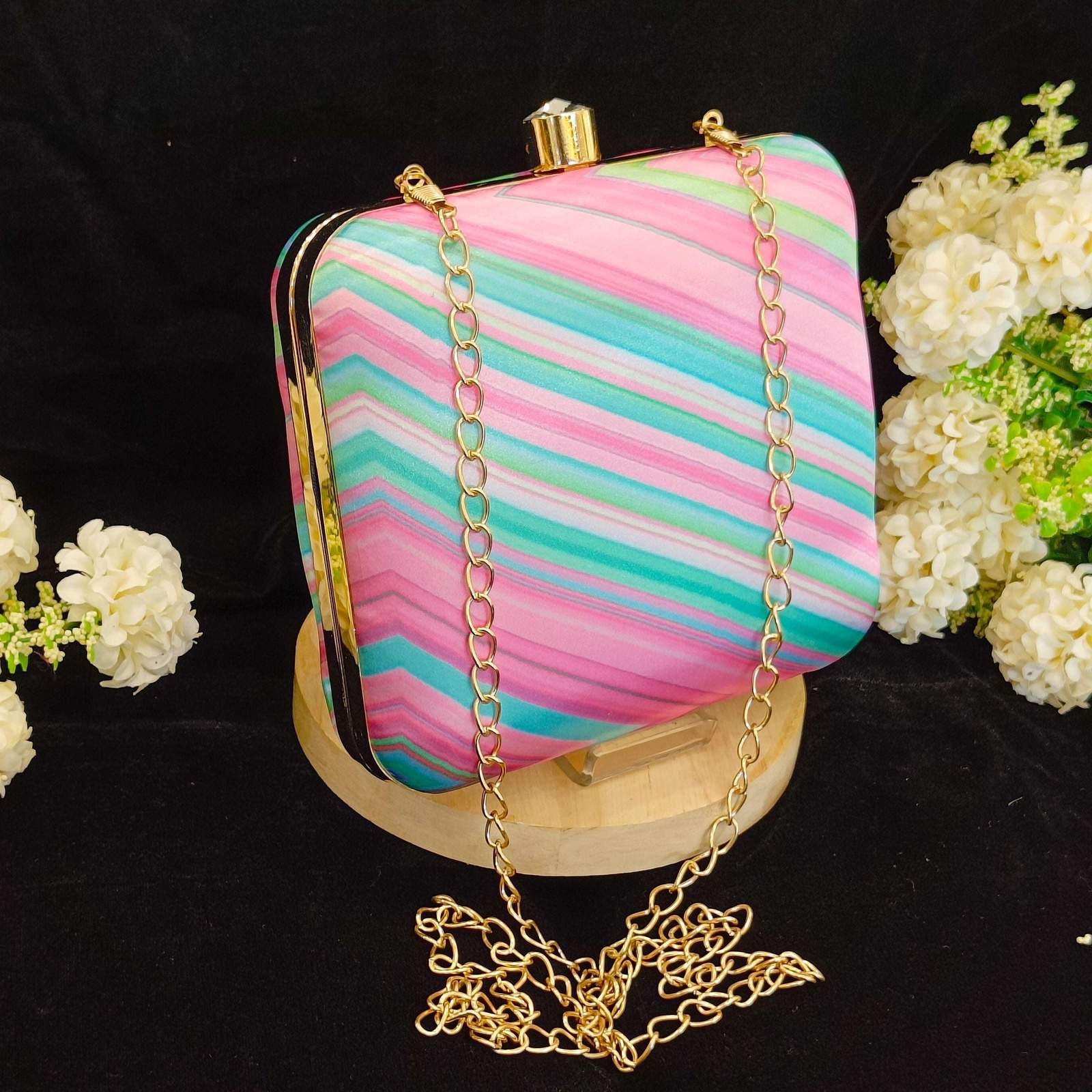 Vs Barbie clutch 120