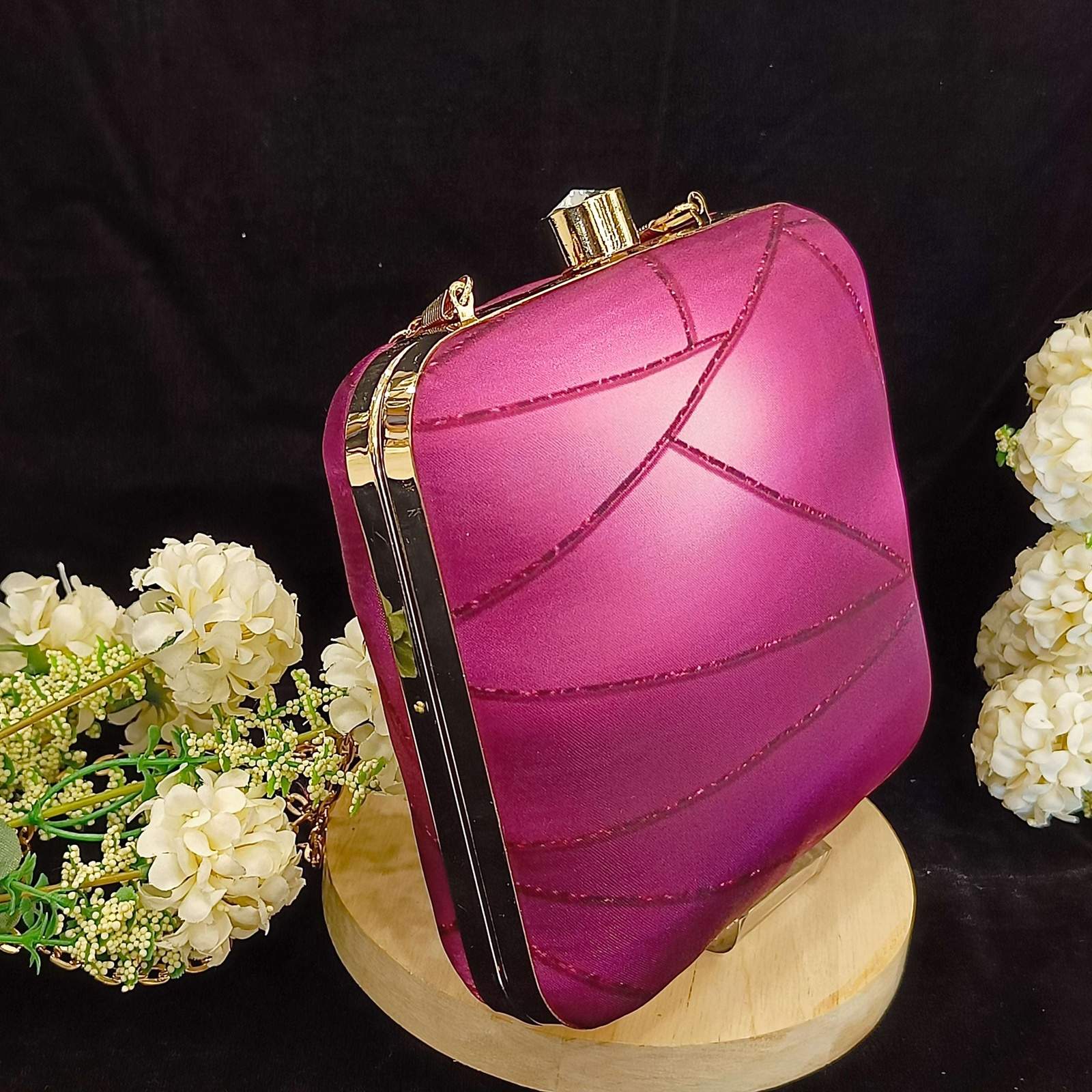 Vs Barbie clutch 116