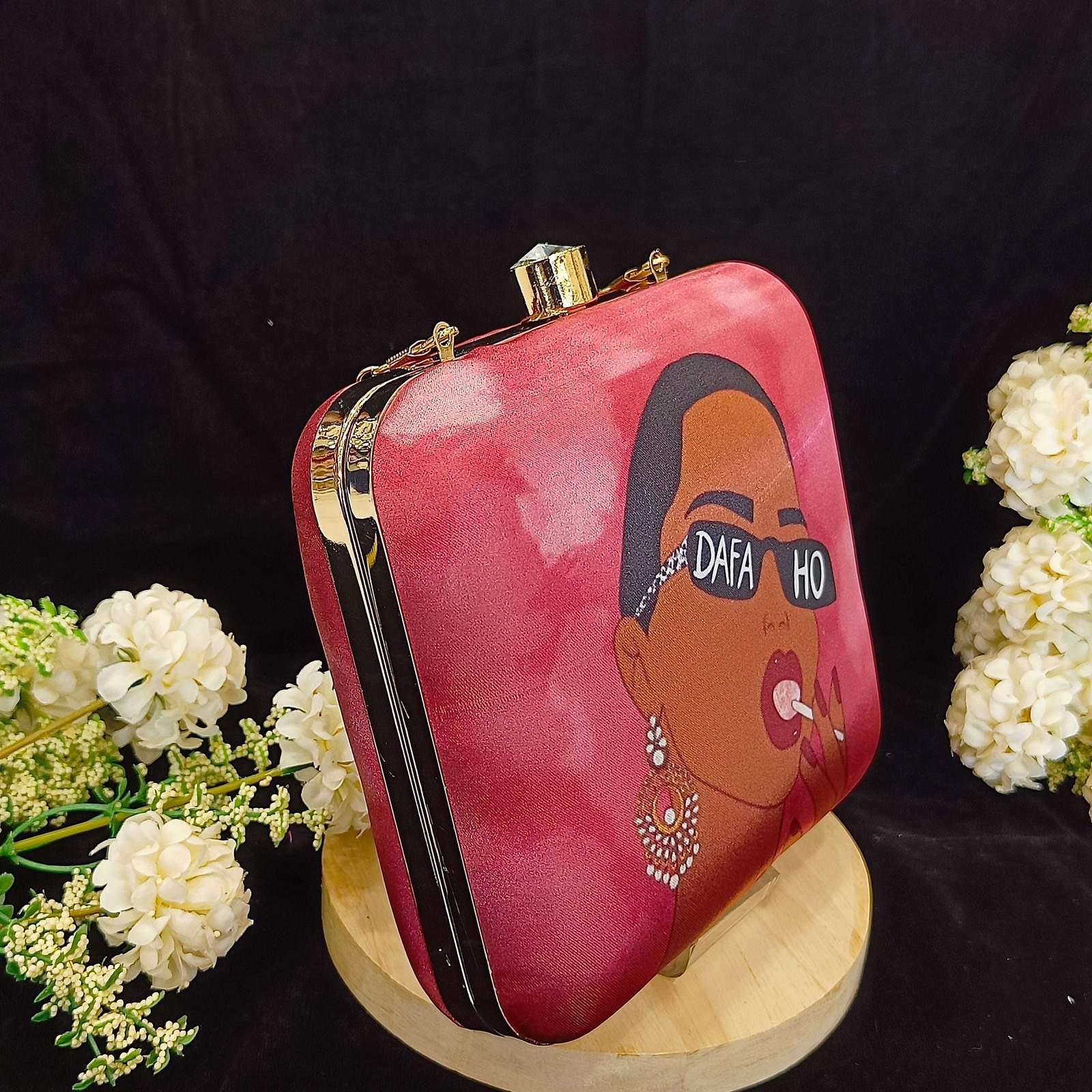 Vs Barbie clutch 112