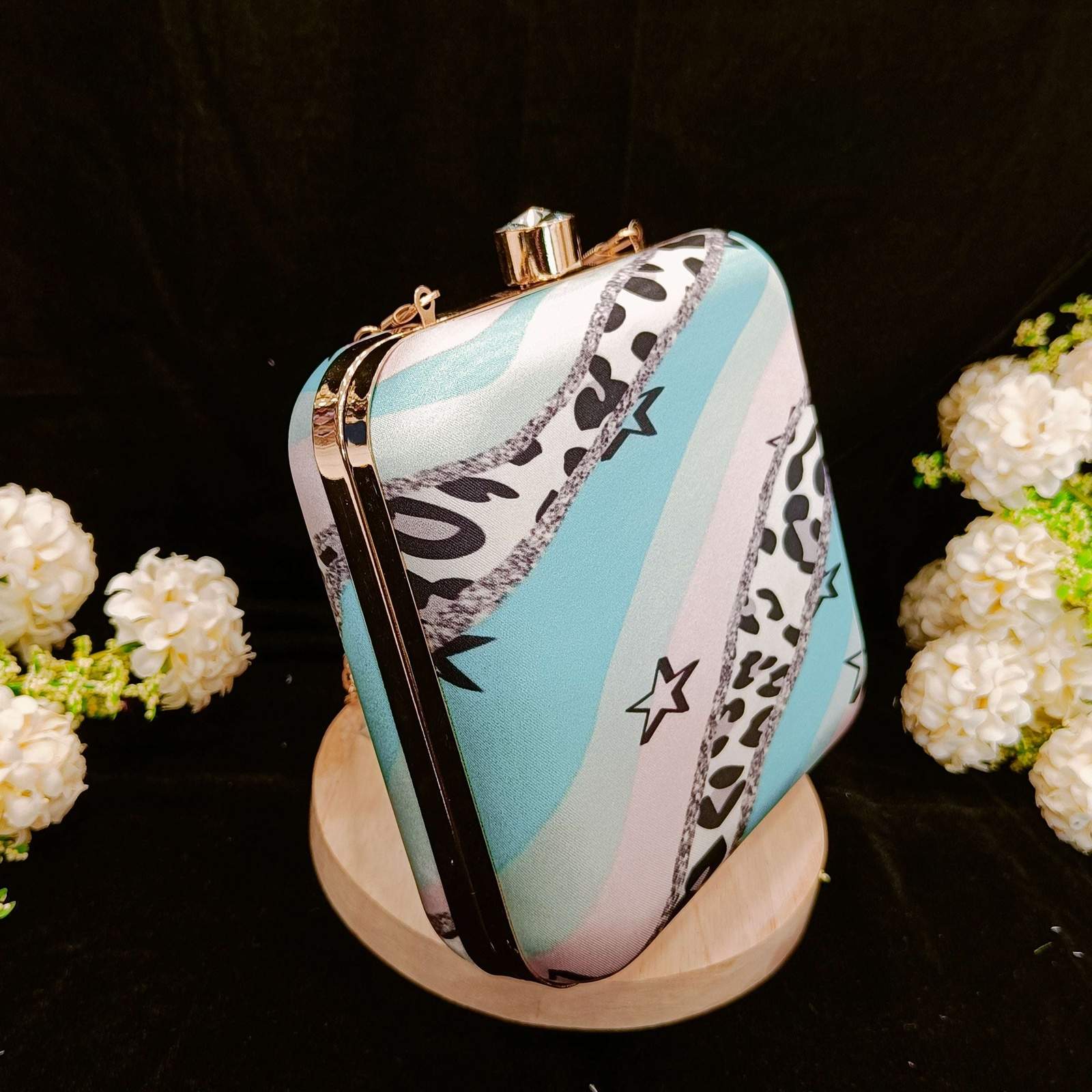 Vs Barbie clutch 110