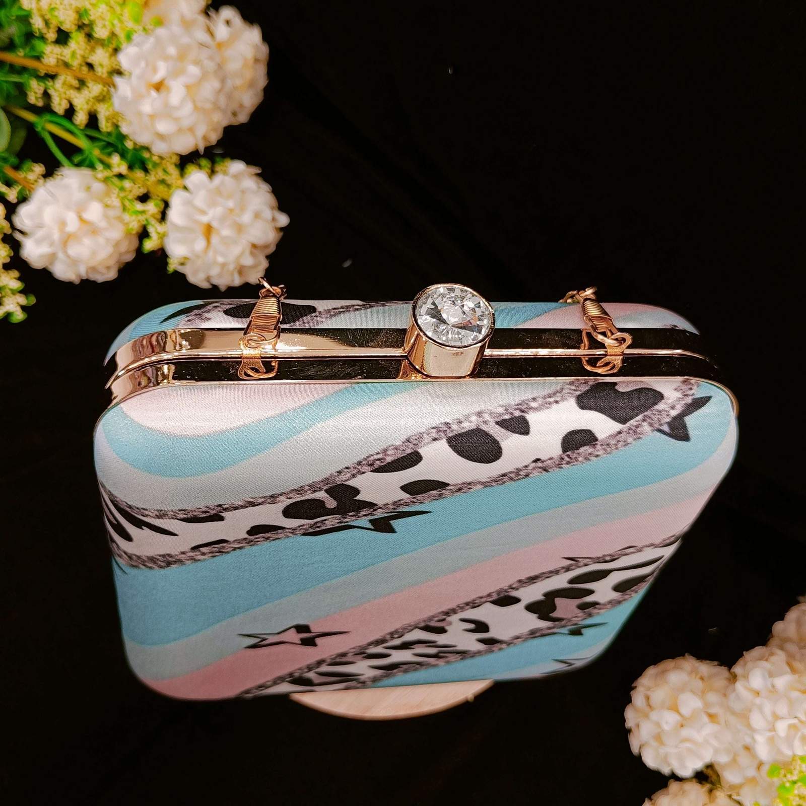 Vs Barbie clutch 110