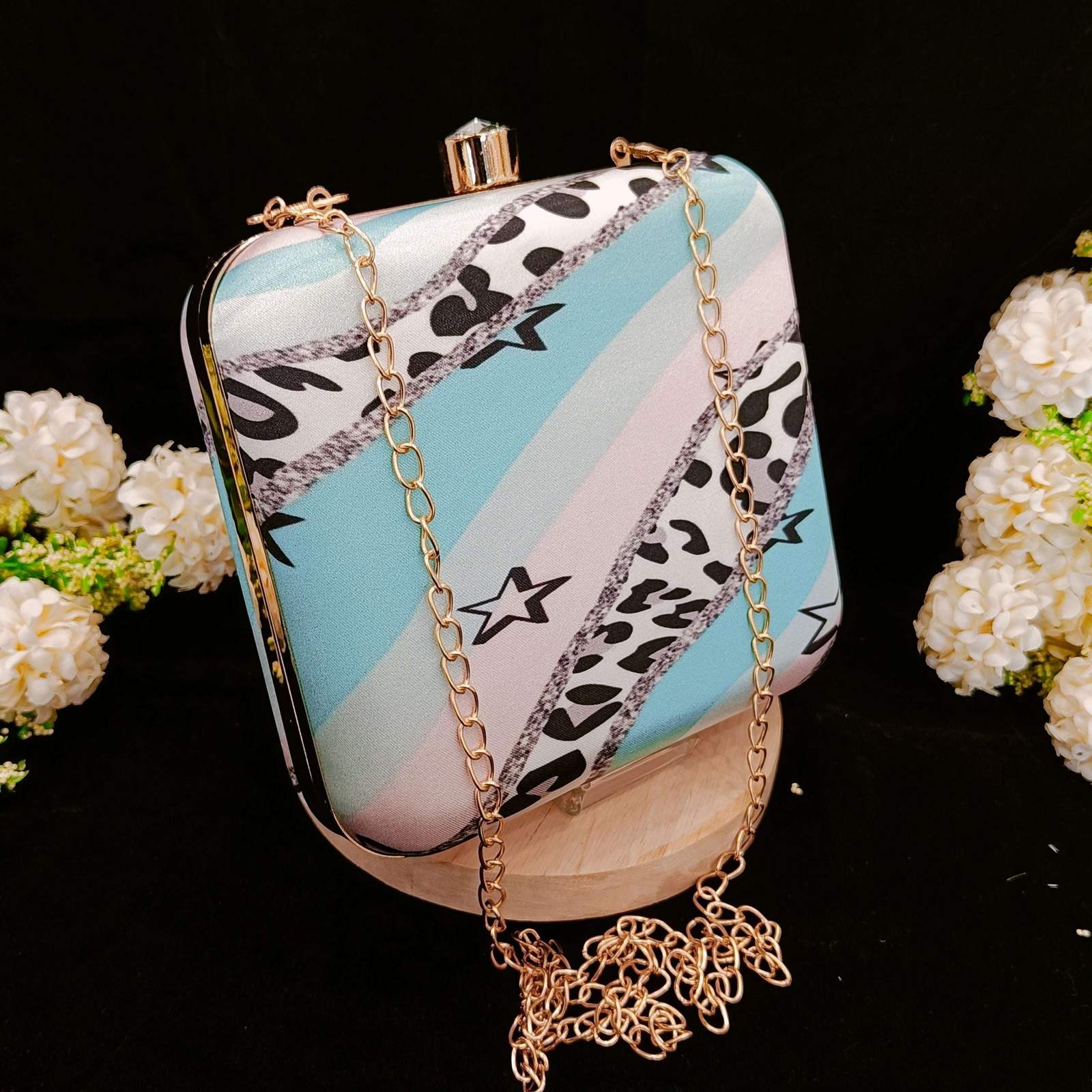 Vs Barbie clutch 110