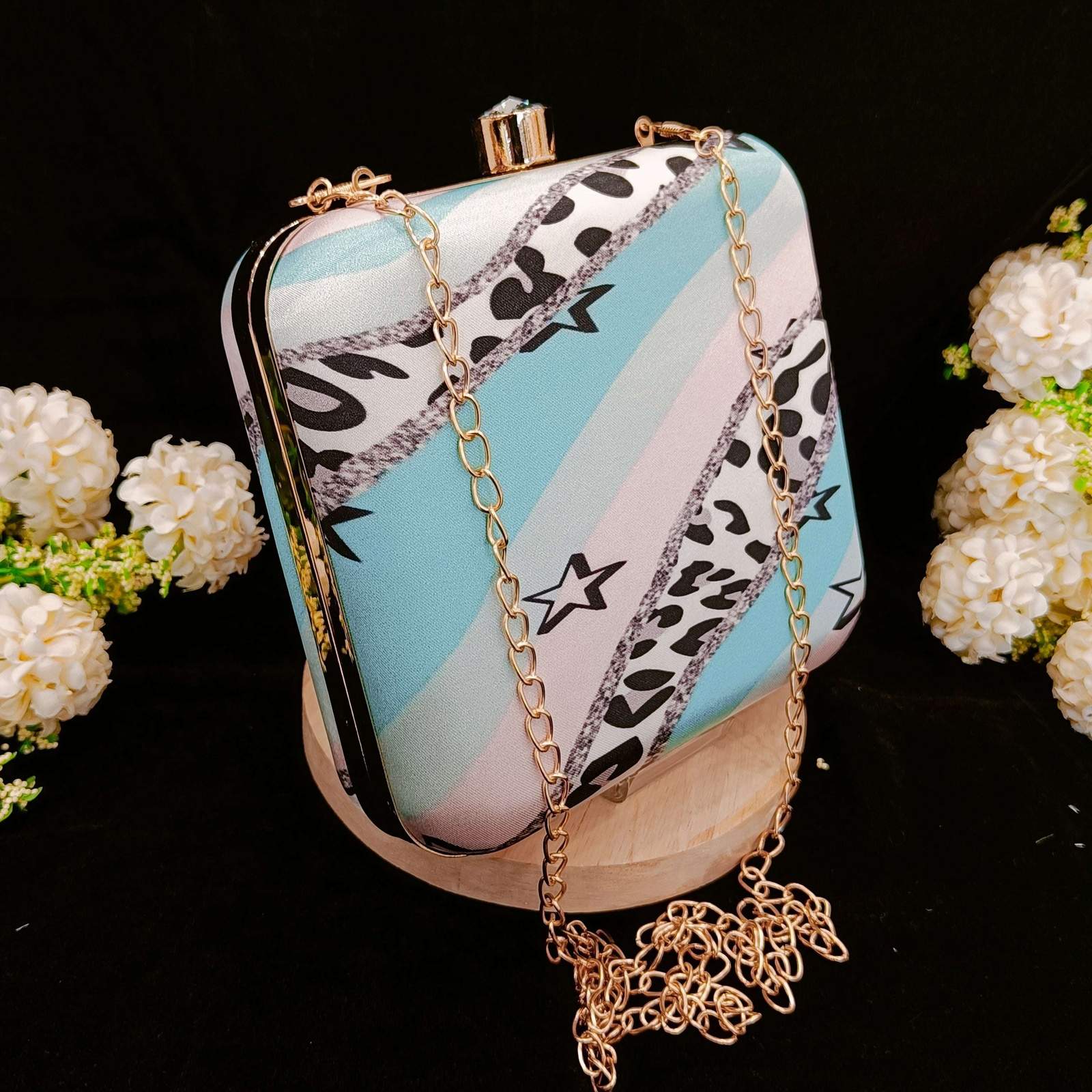 Vs Barbie clutch 110