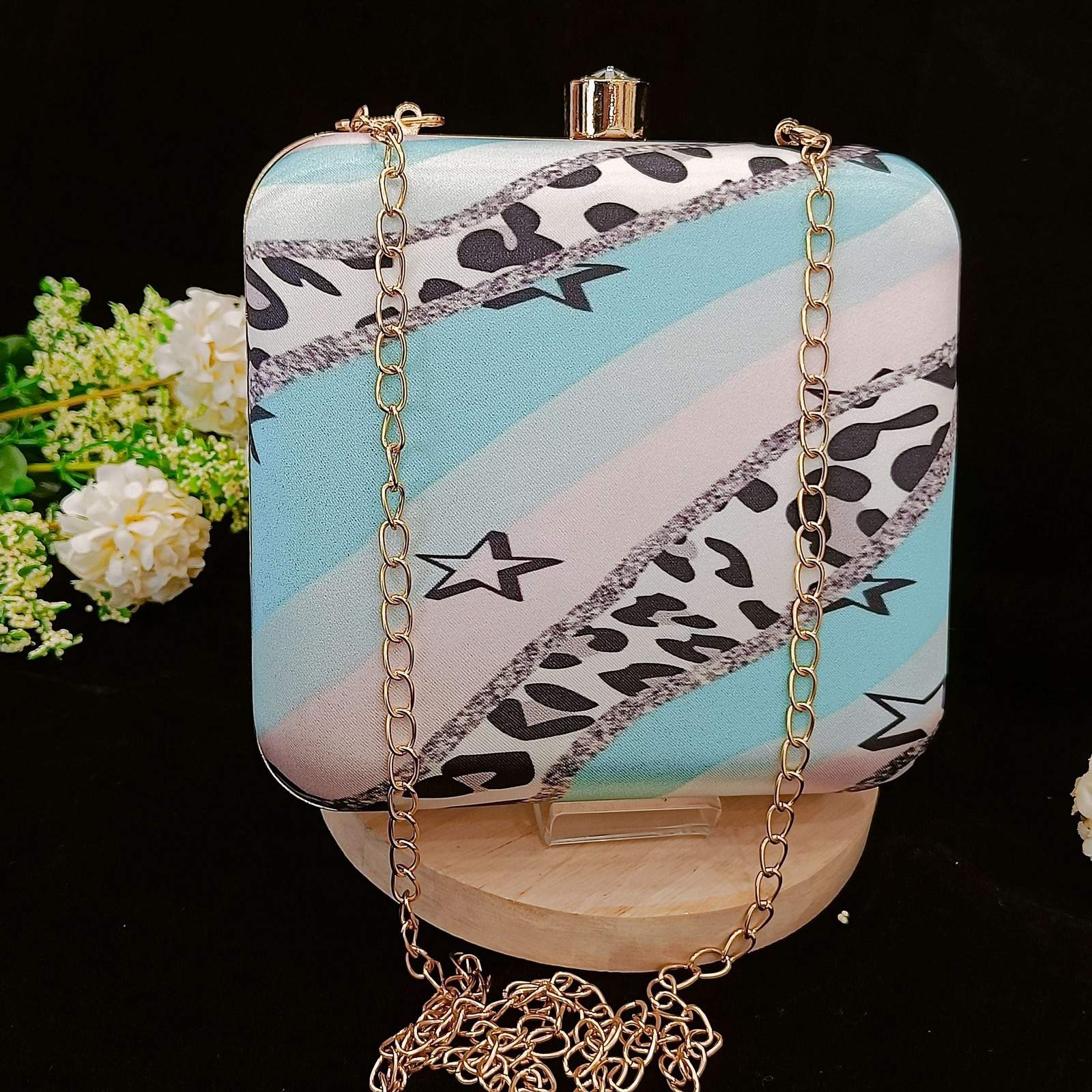 Vs Barbie clutch 110