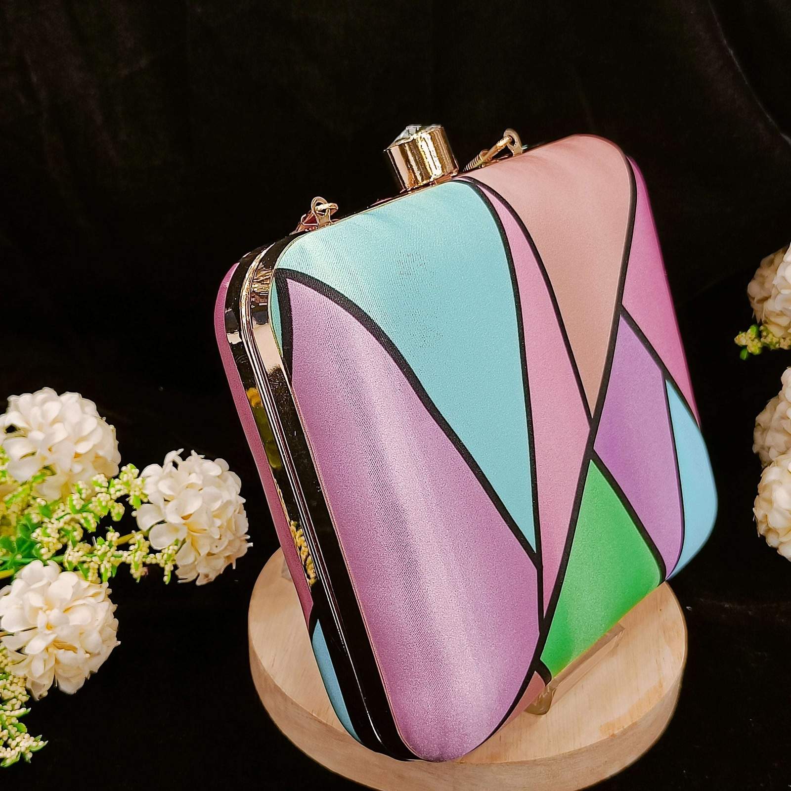 Vs Barbie clutch 102