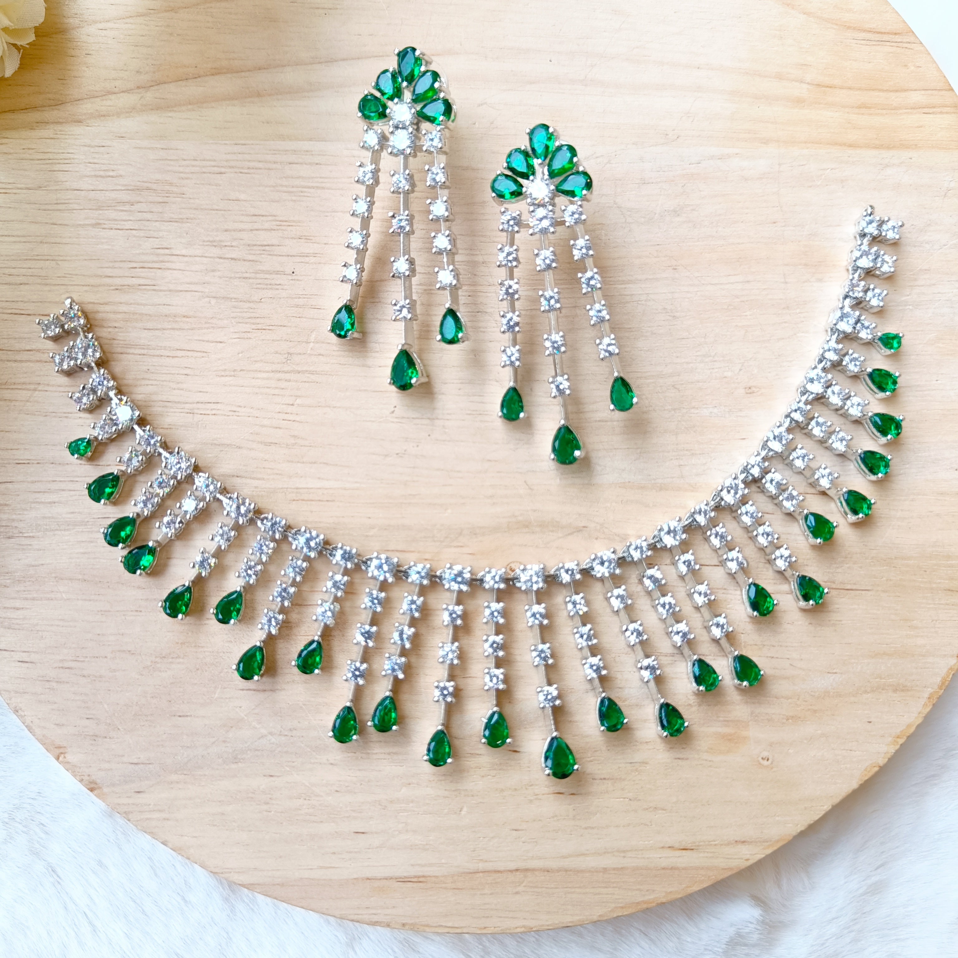 Lavanya ad Neckpiece