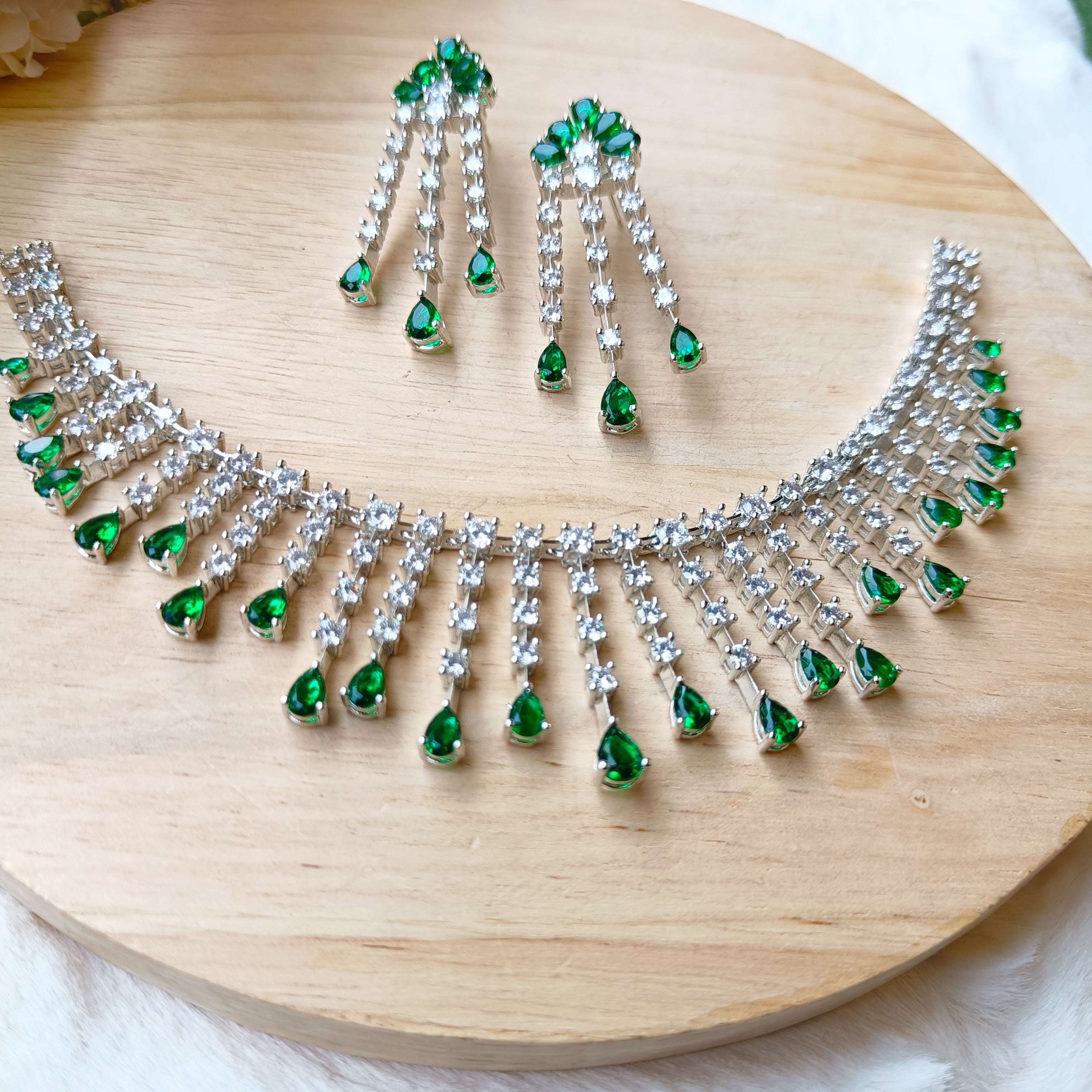 Lavanya ad Neckpiece