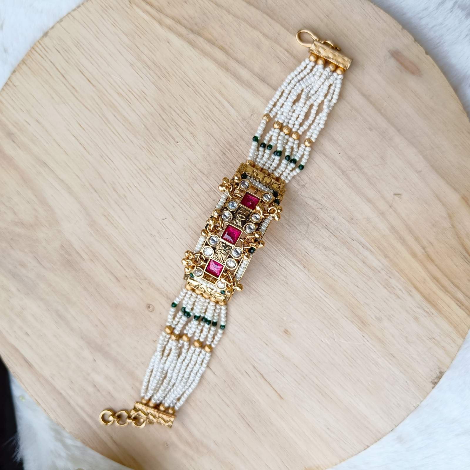 Nayaab Iqra bracelet