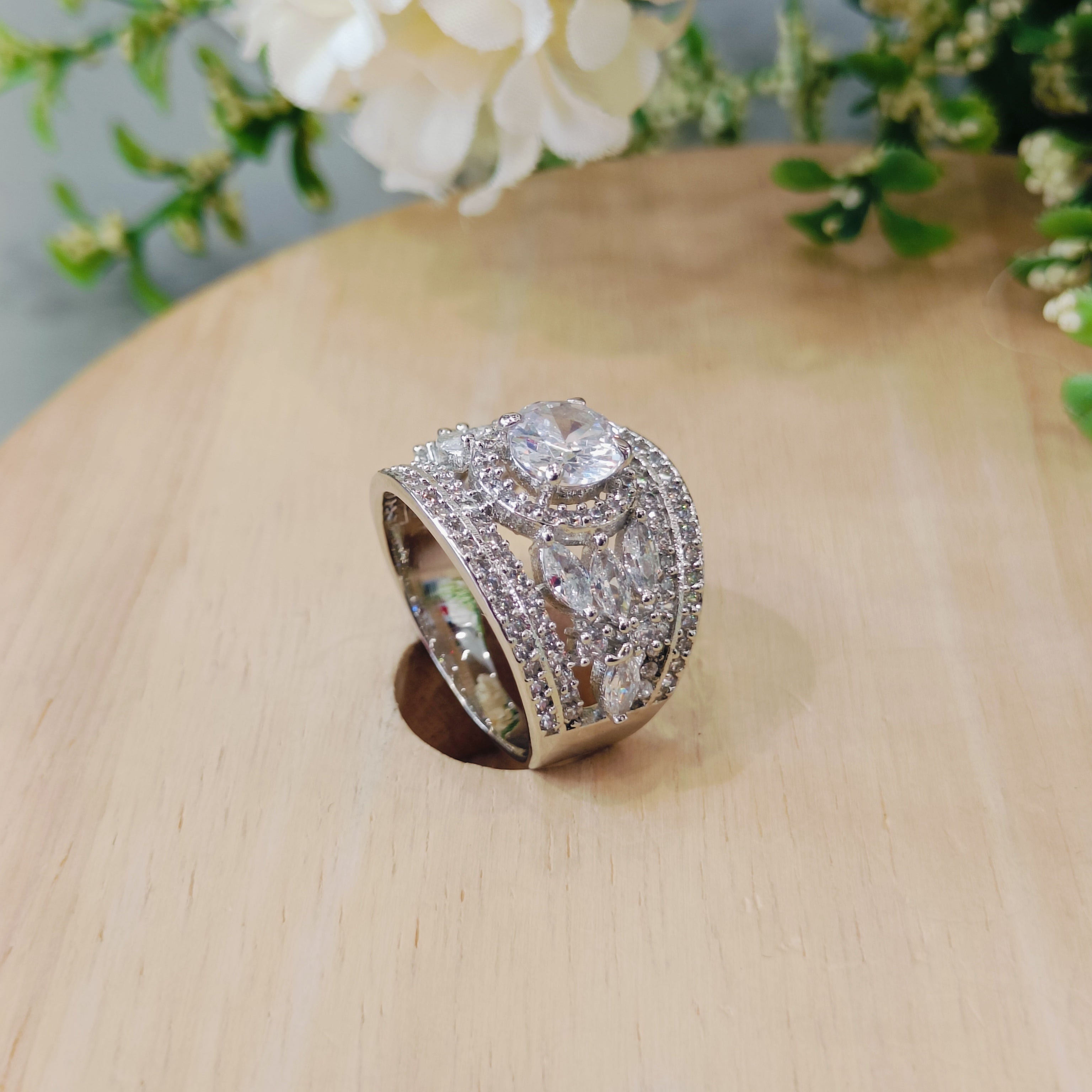 Vs Sterling Silver Cocktail Ring 196 8g