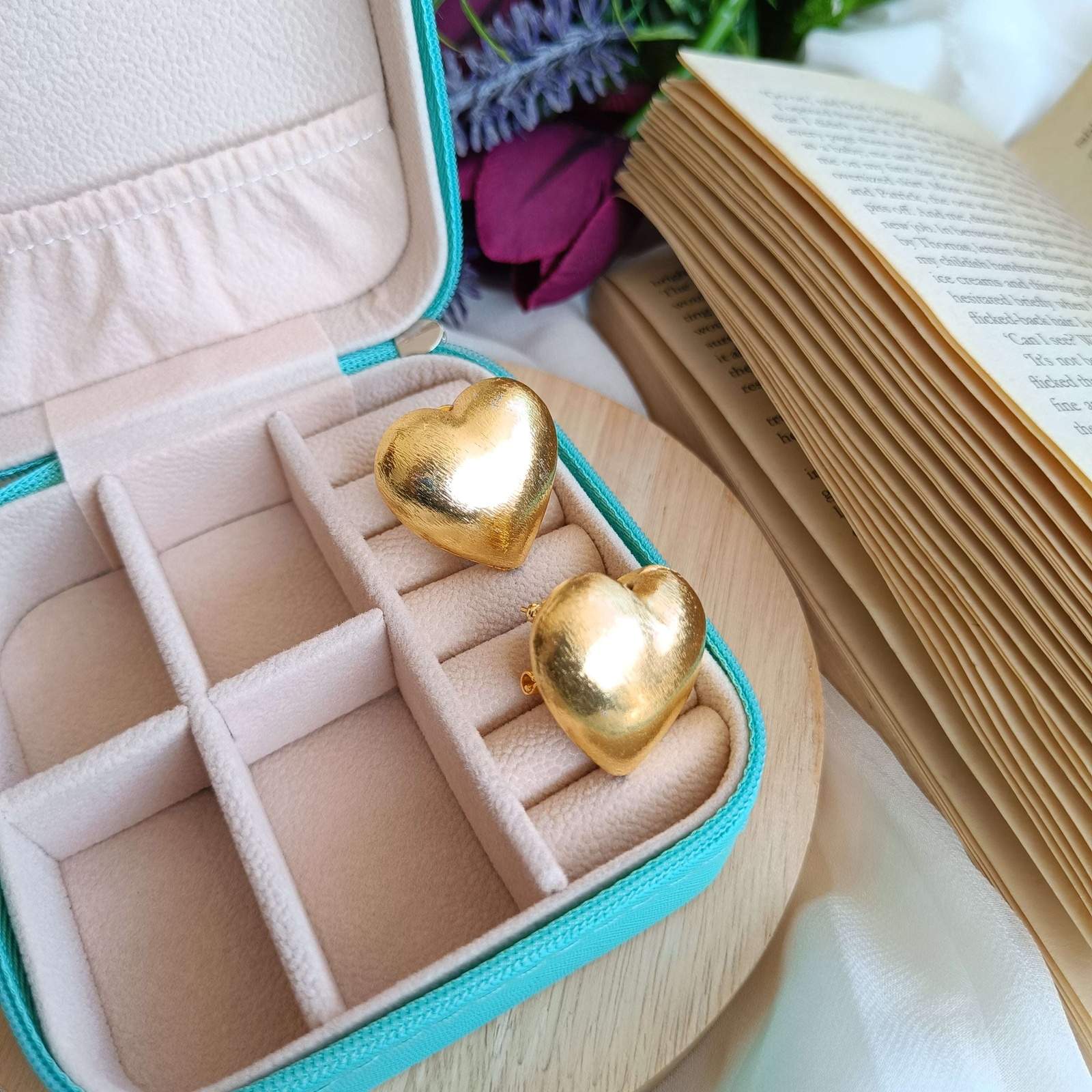 Layla heart earrings