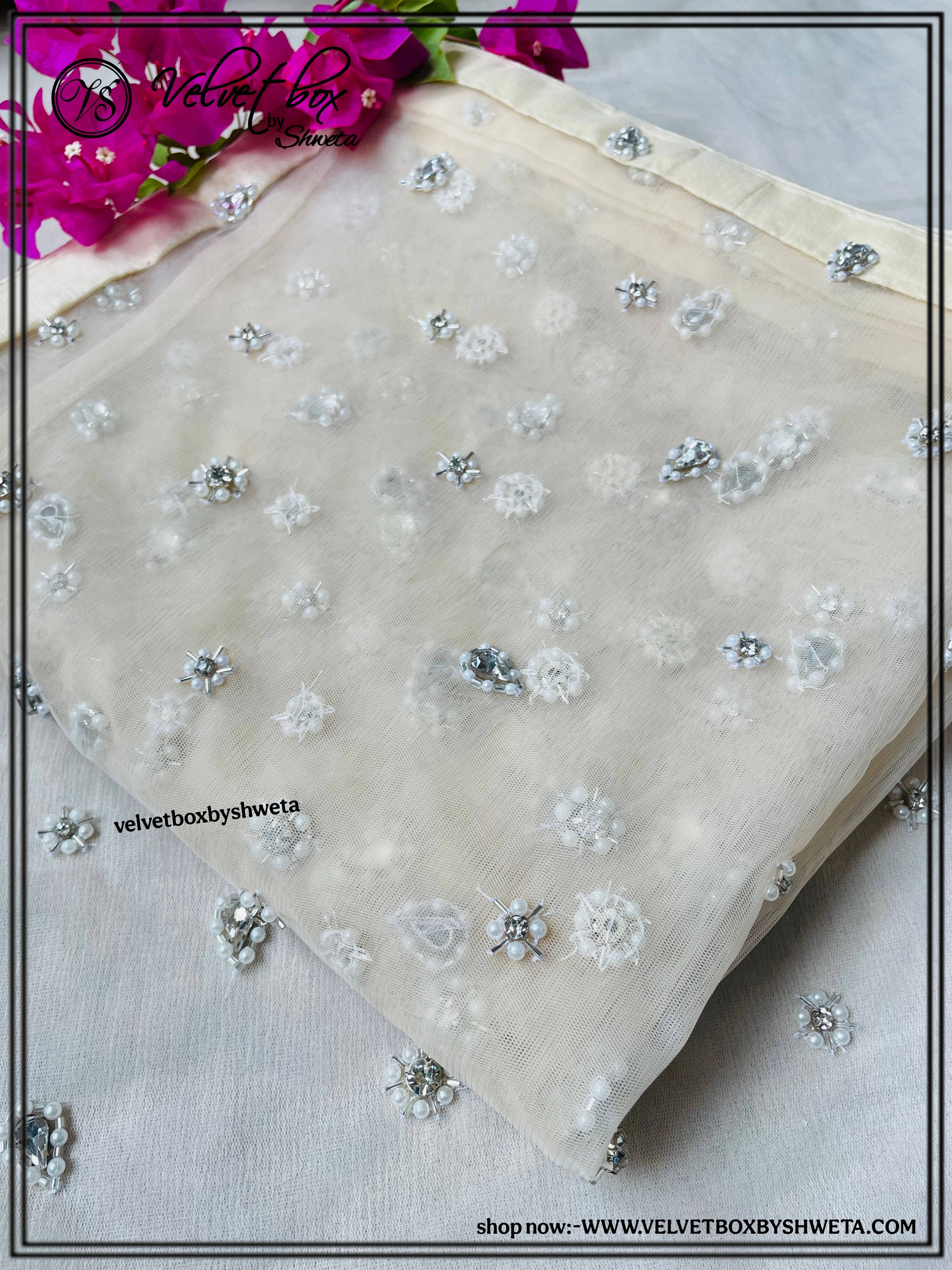 Elizabeth Saree