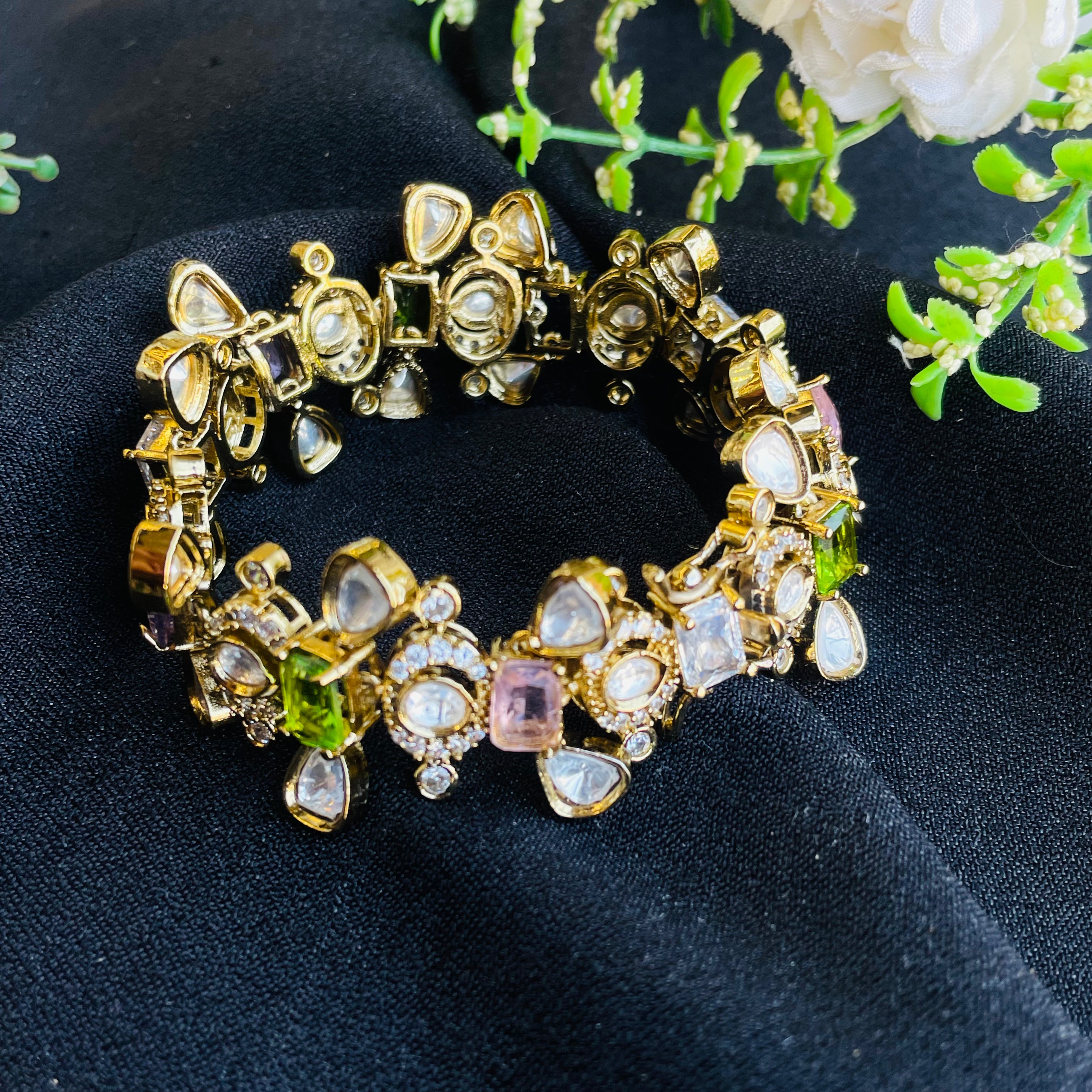 Nayaab Karishma bracelet