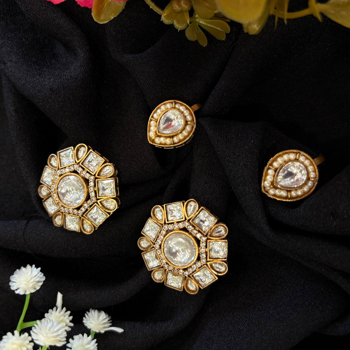Nayaab Aarika Ear Cuff