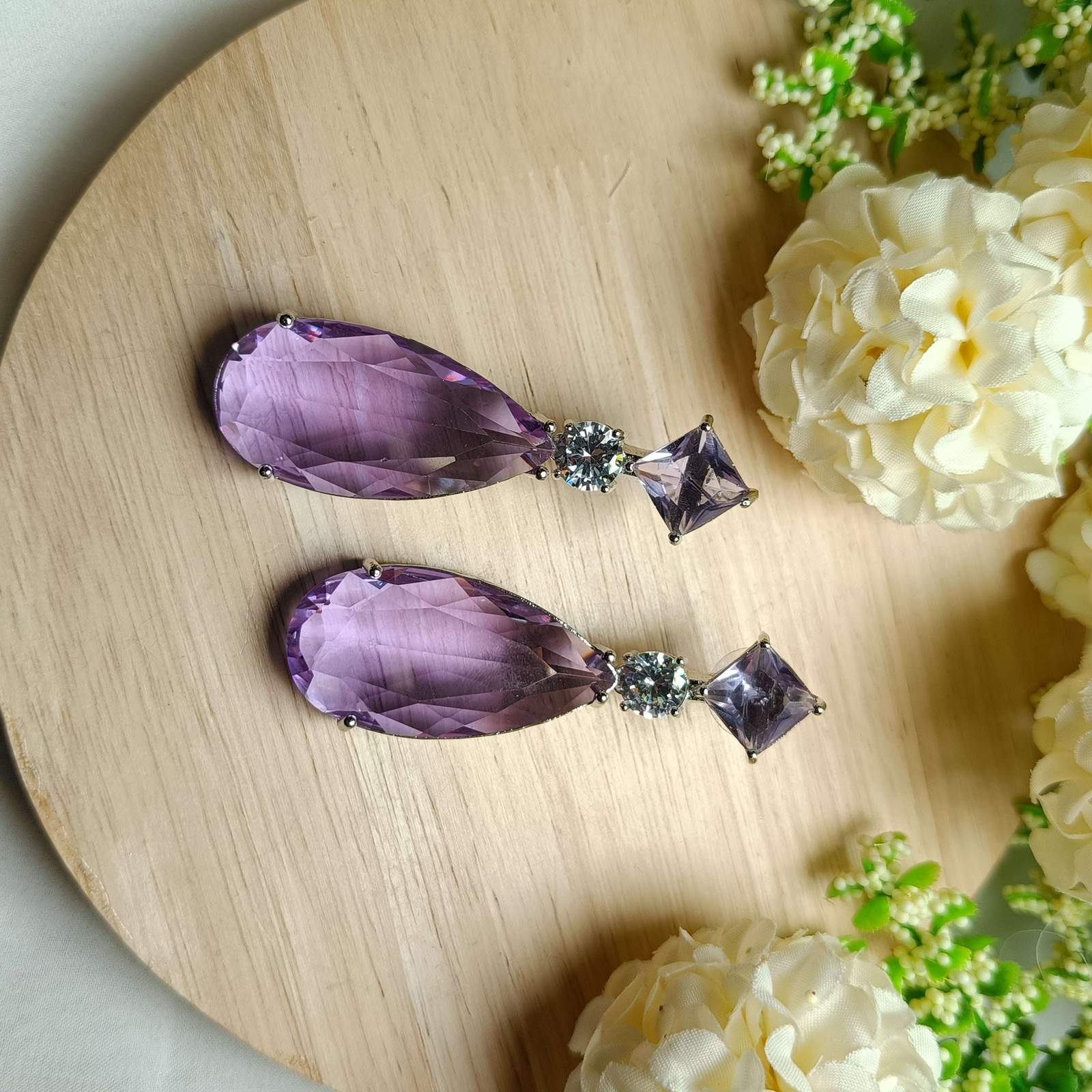 layla lily earrings velvet box by shweta