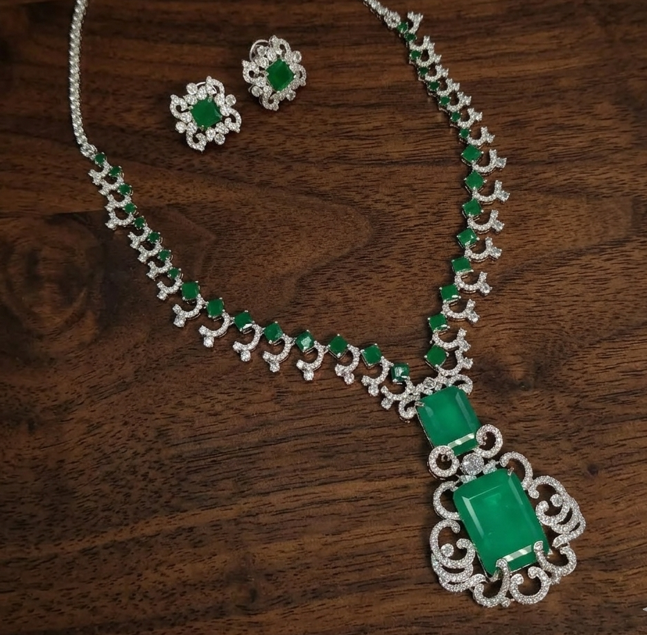 Ad neeta Ambani neckpiece