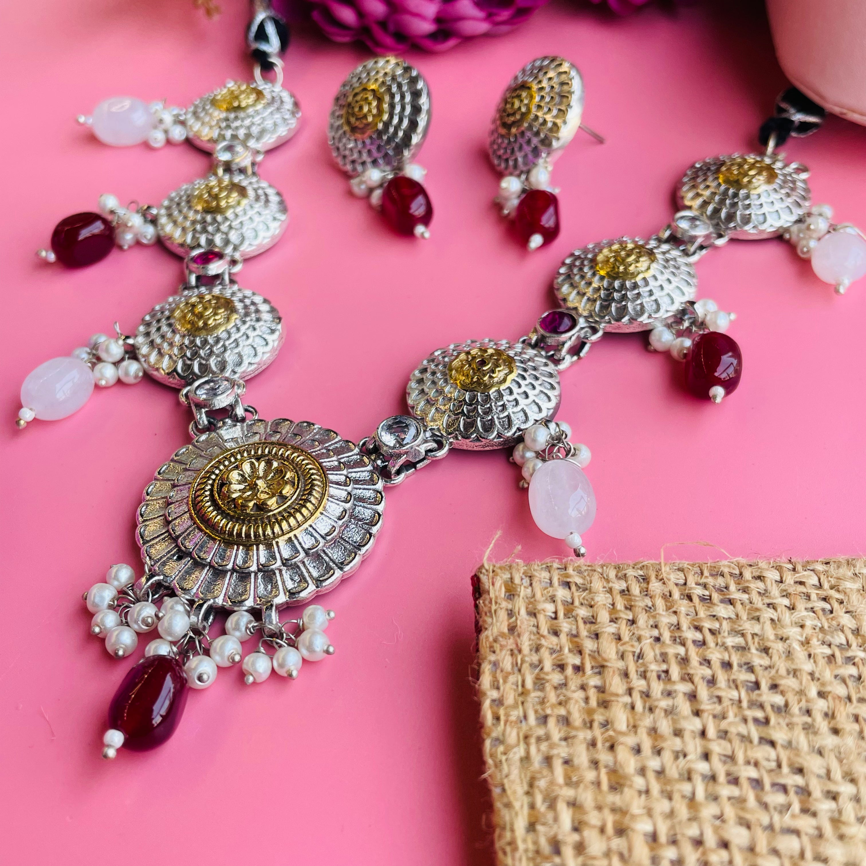 Inara myara neckpiece