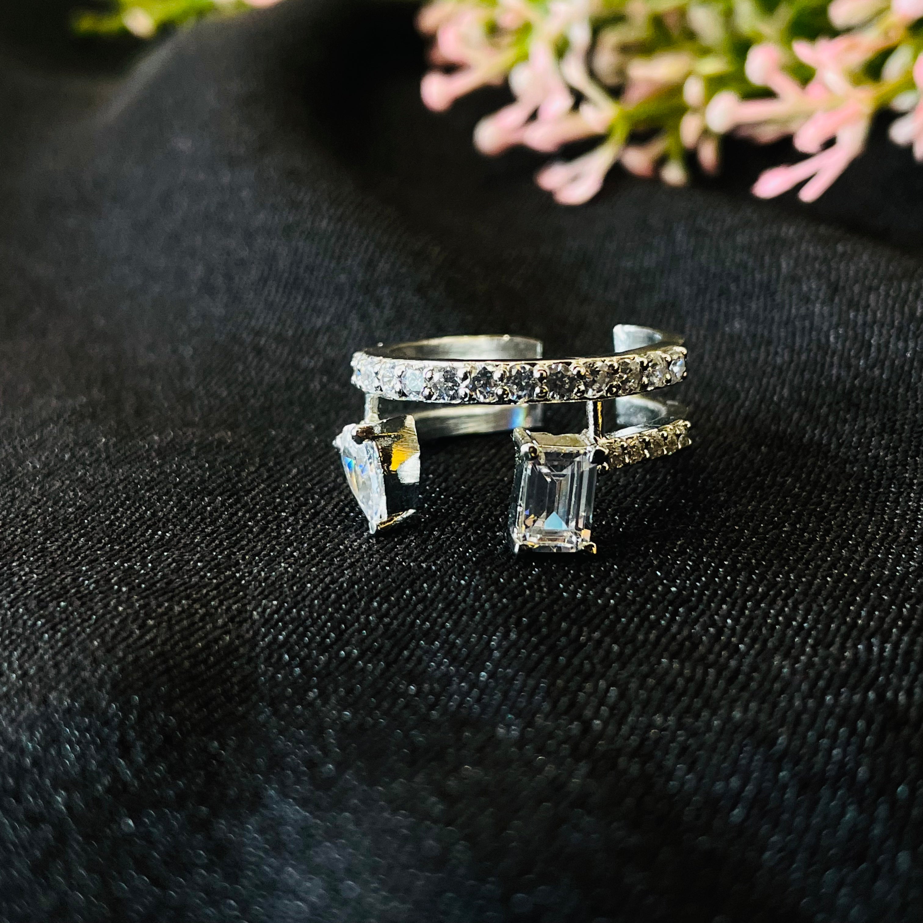 Ad naomi ring
