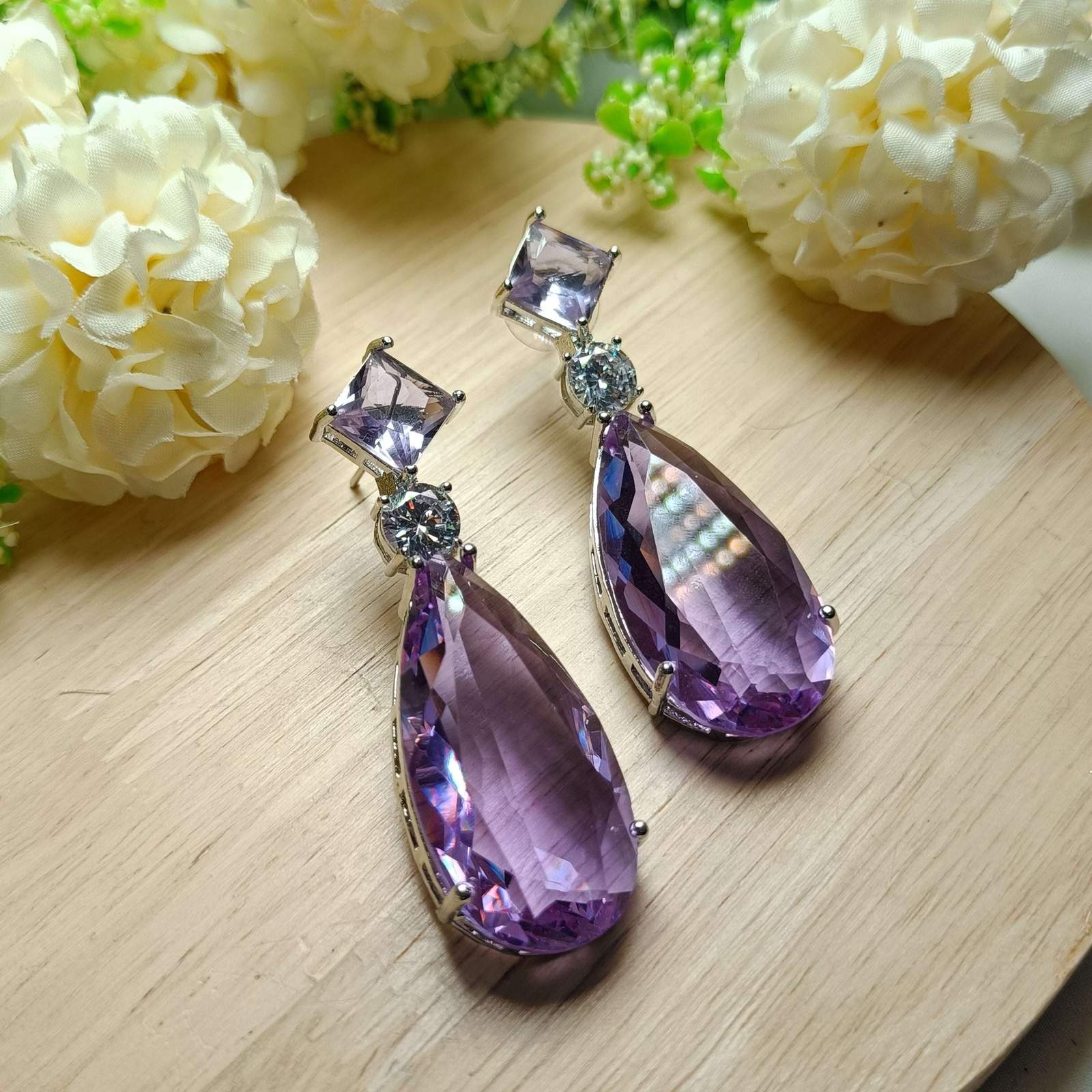 layla lily earrings velvet box by shweta