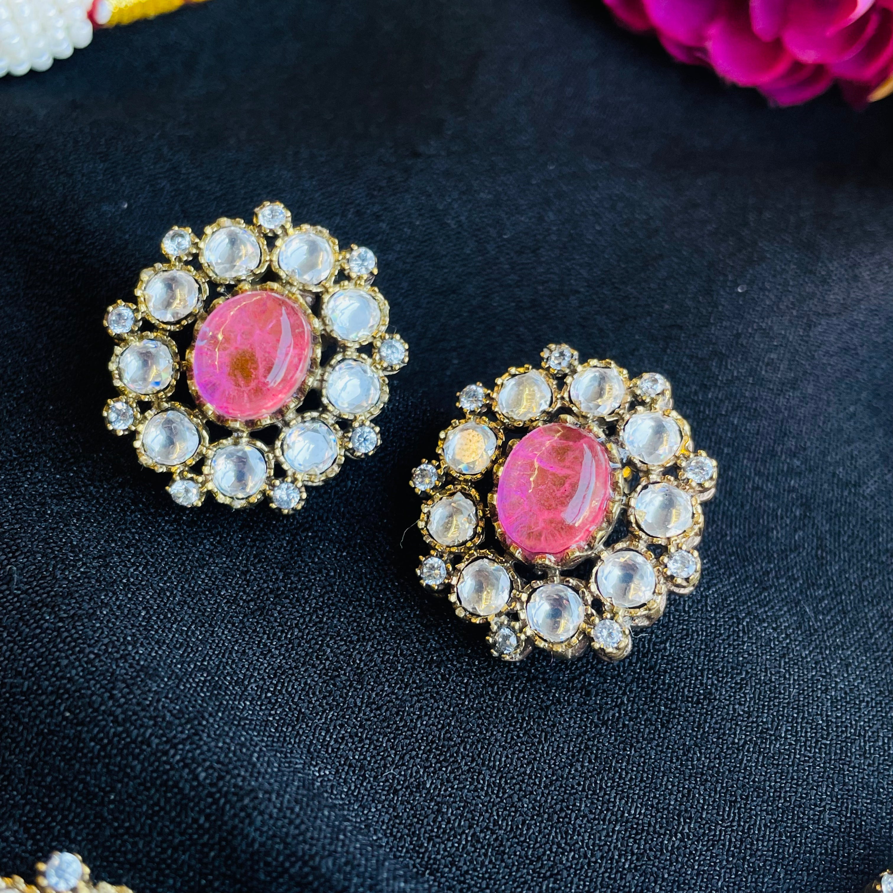 Nayaab Anju Neckpiece