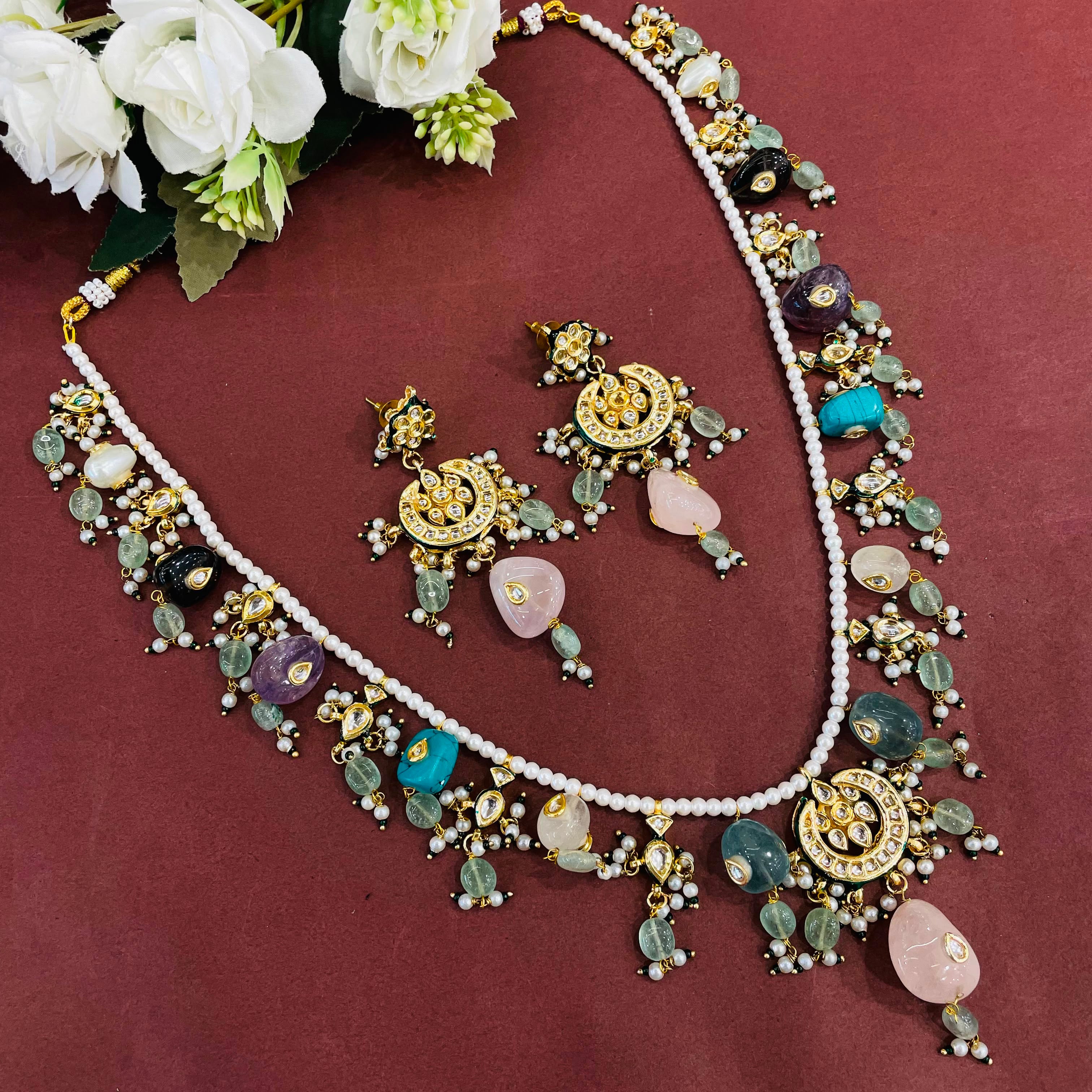 Nayaab Noor Neckpiece