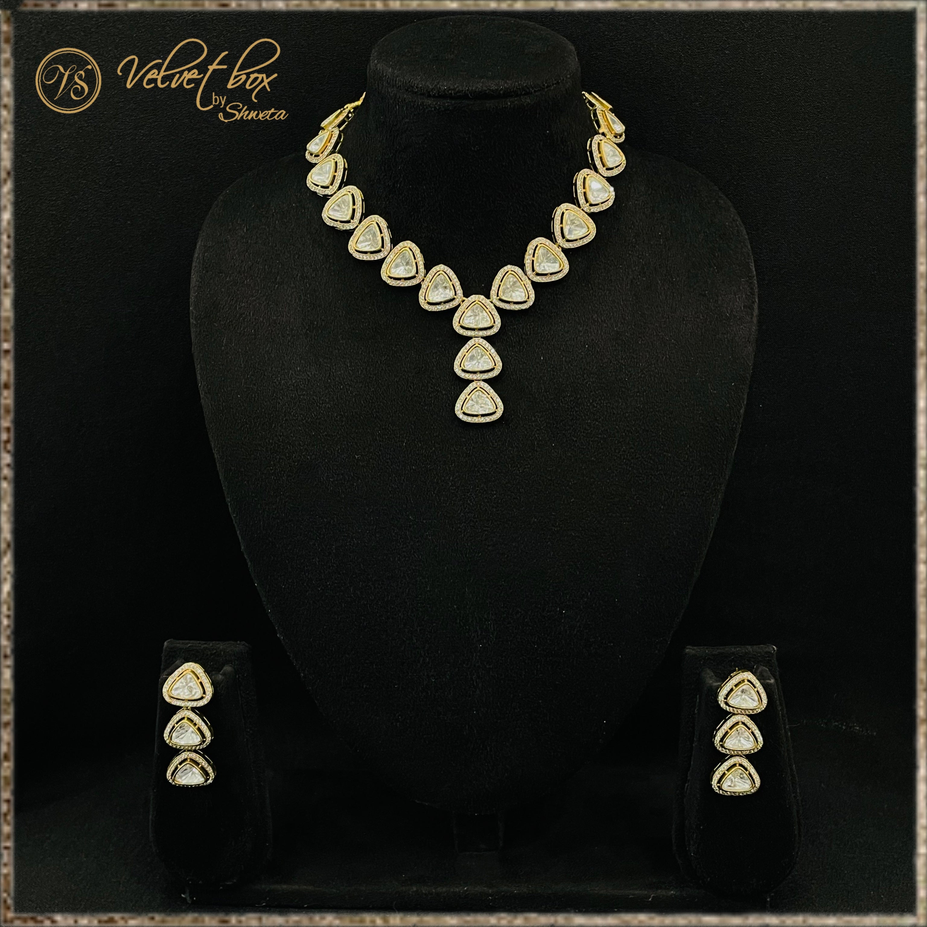 Nayaab Reva Polki Neckpiece