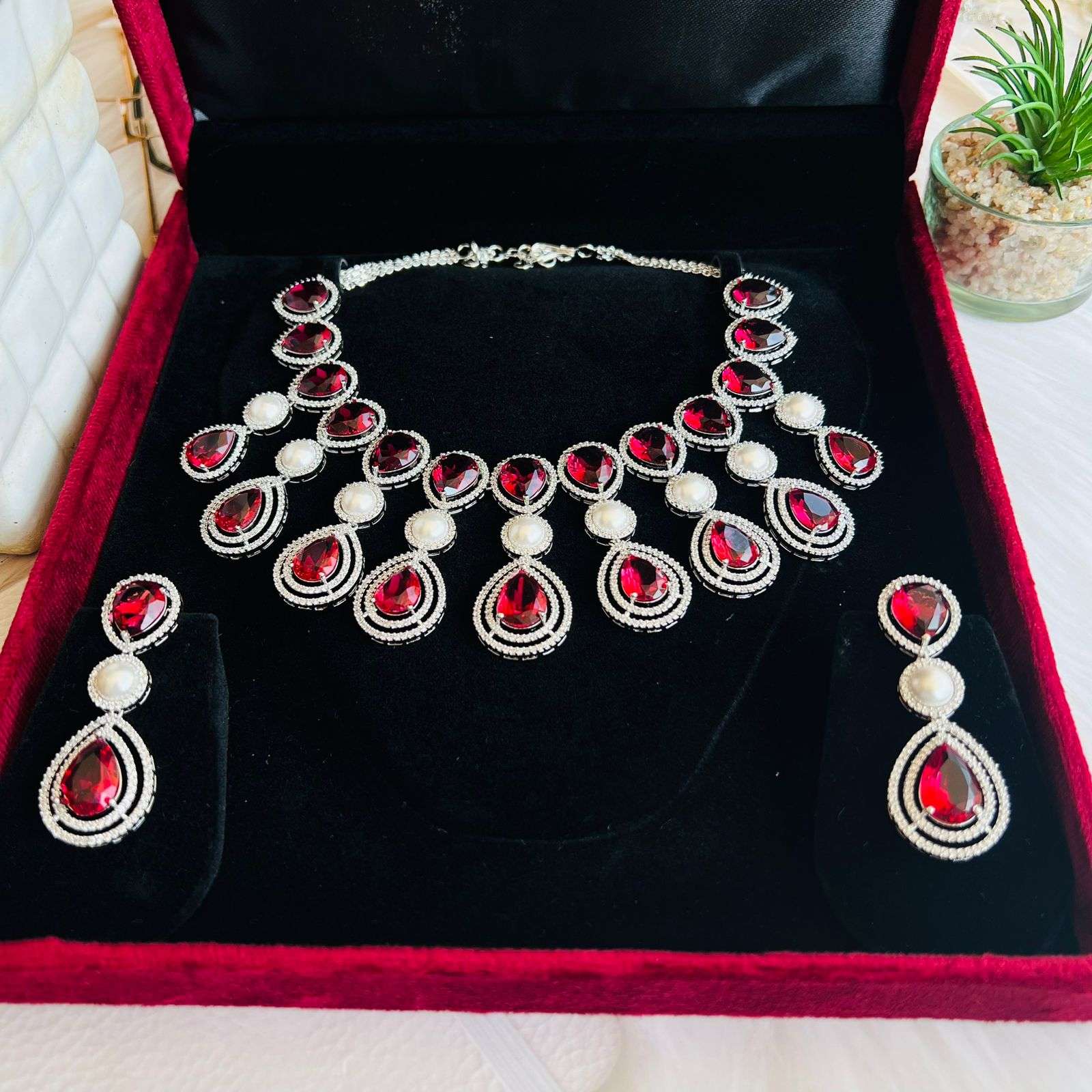 sophia ad neckpiece