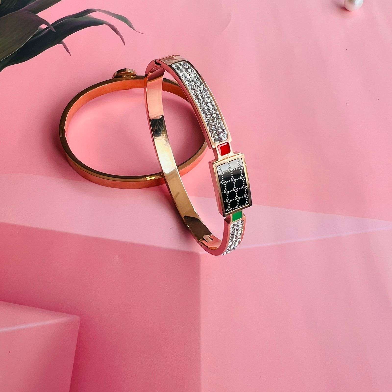 layla bracelet 1005